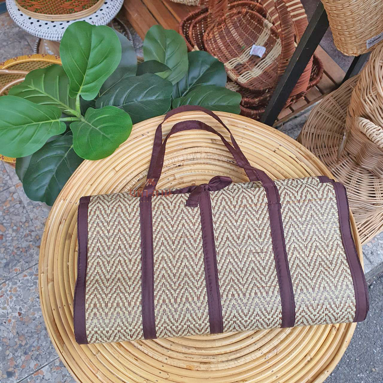 เสื่อกก เสื่อกกนั่งสมาธิ เสื่อโยคะ เสื่อทำบุญ เสื่อพับได้ วิปัสนา เสื่อพกพา