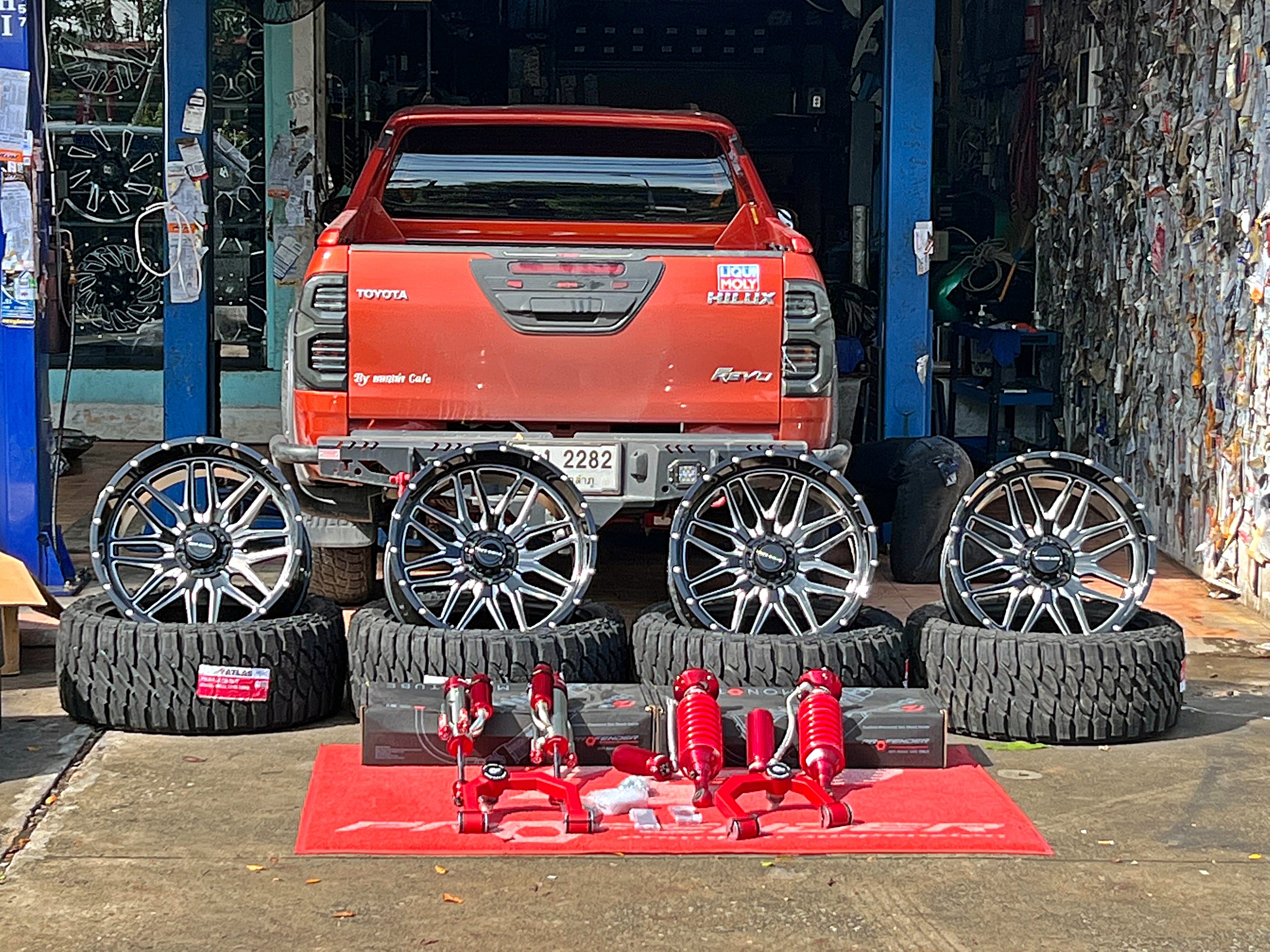 #TOYOTA_REVO จองคิวมาจากหนองบัวลำภู