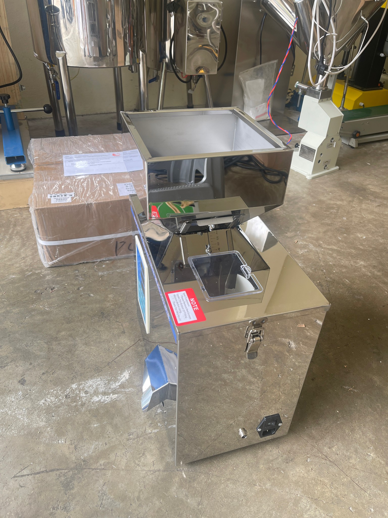 🌈12583 เครื่องบรรจุผง เมล็ด แนวตั้ง 0.5-99 กรัม ระบบสั่นในตัว ,สแตนเลส 220v /180w F-100