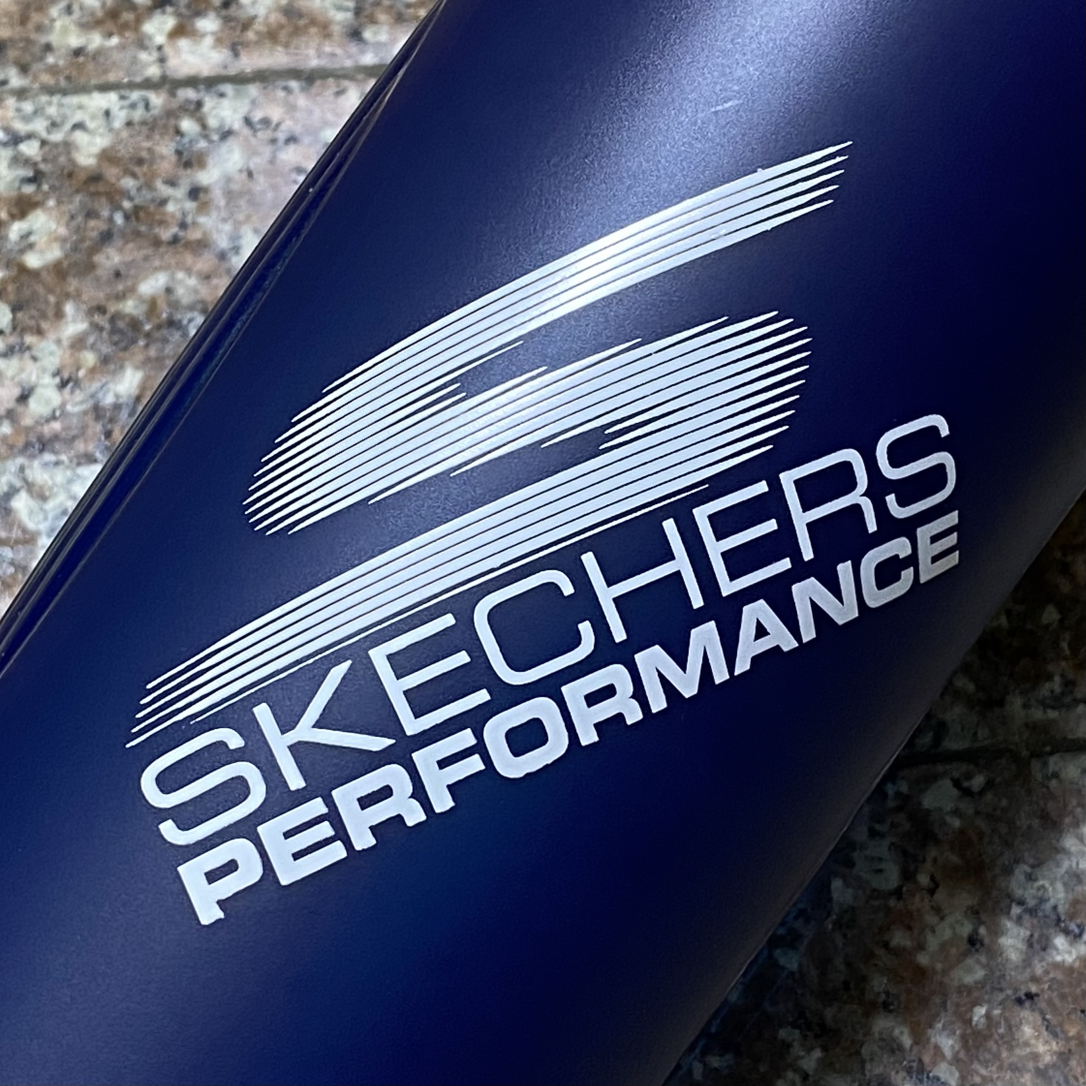 กระบอกน้ำ Skechers Performance Water Bottle 22Oz