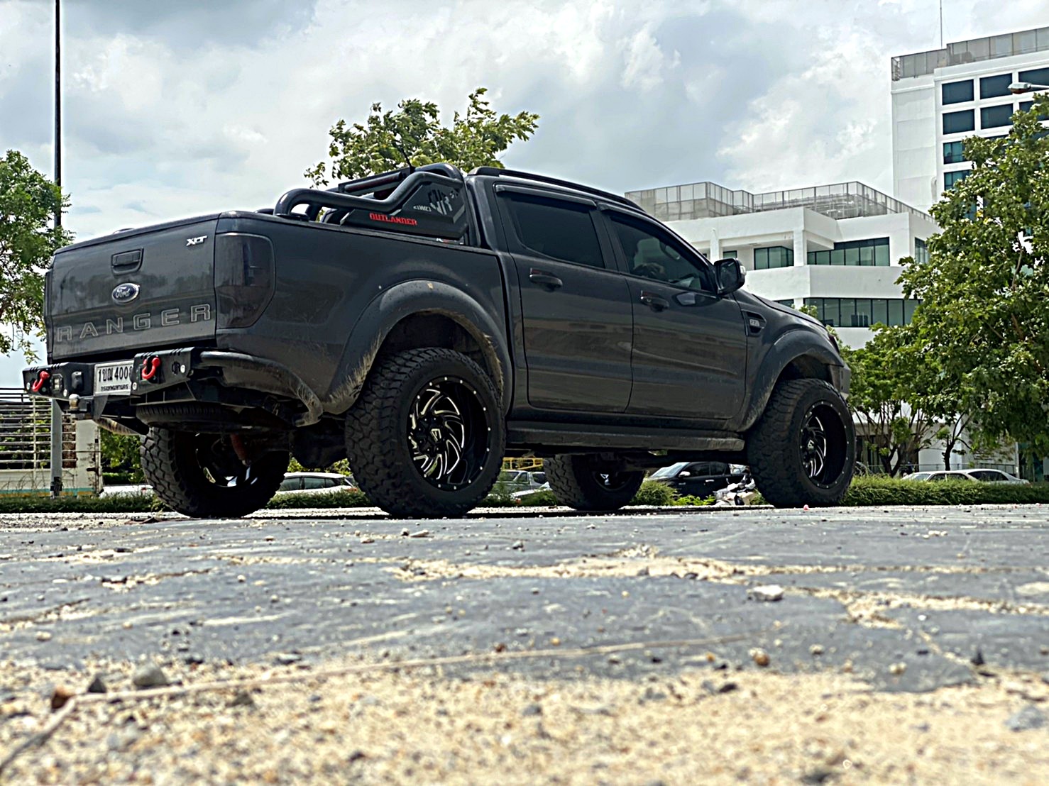 FORD จัดชุดใหม่ ทรงเมกาที่ STEP9