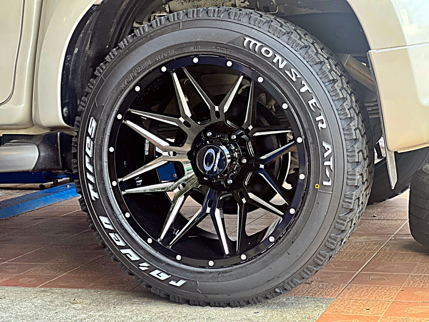 D-MAX แบบไม่ยก