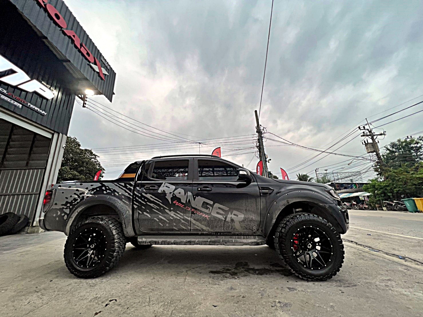 #FORD_RANGER_จองคิวมาจากขอนแก่น แต่งเมกาที่ STEP9