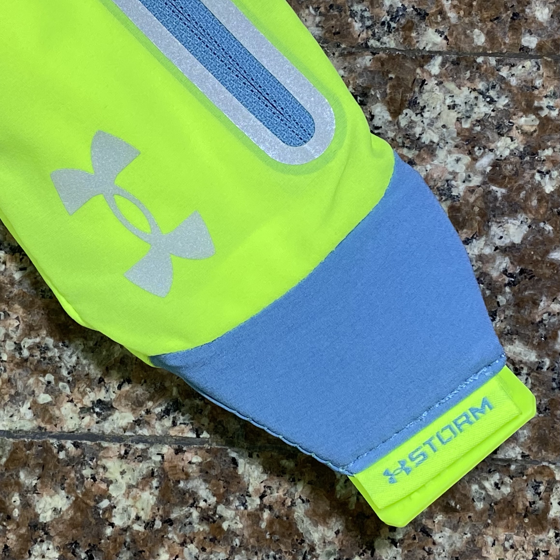 กระเป๋าวิ่ง Under Armour Flex SpeedPocket Run Belt ‘Lime Surge’