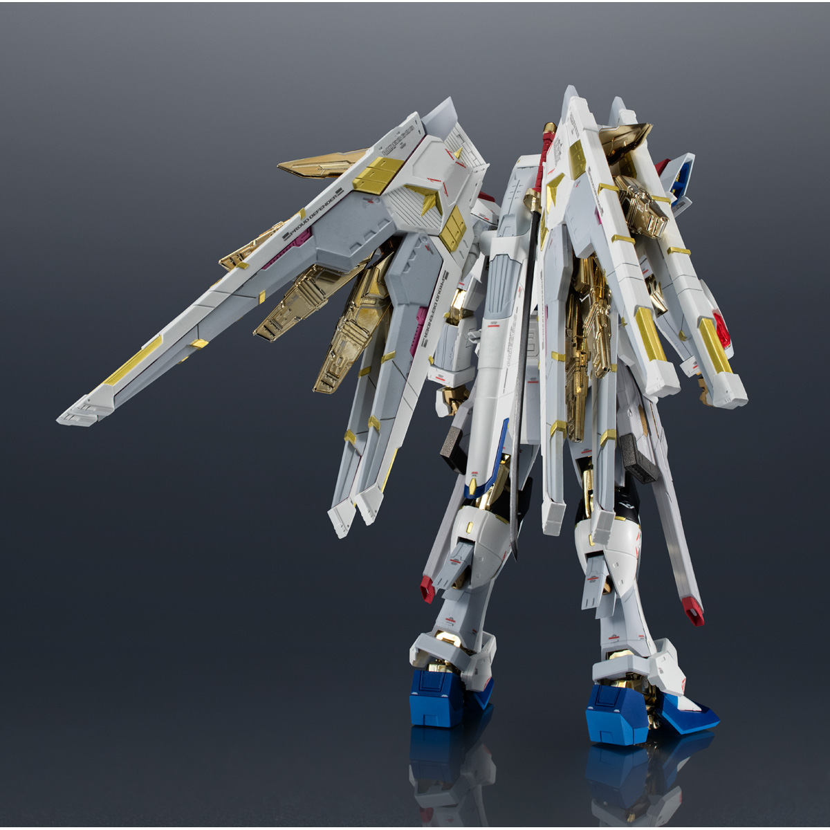 CHOGOKIN MIGHTY STRIKE FREEDOM GUNDAM