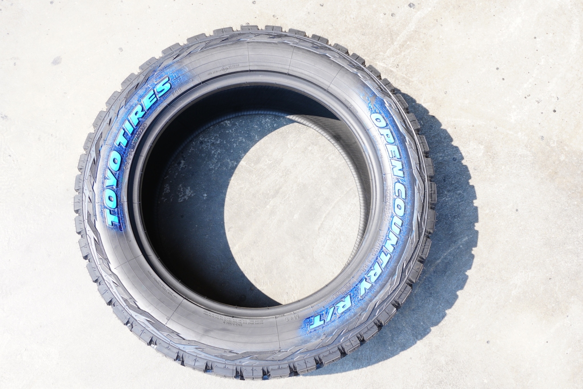 ยางสายเลือดญี่ปุ่น TOYO 275/55R20 OPEN COUNTRY RT ปี23