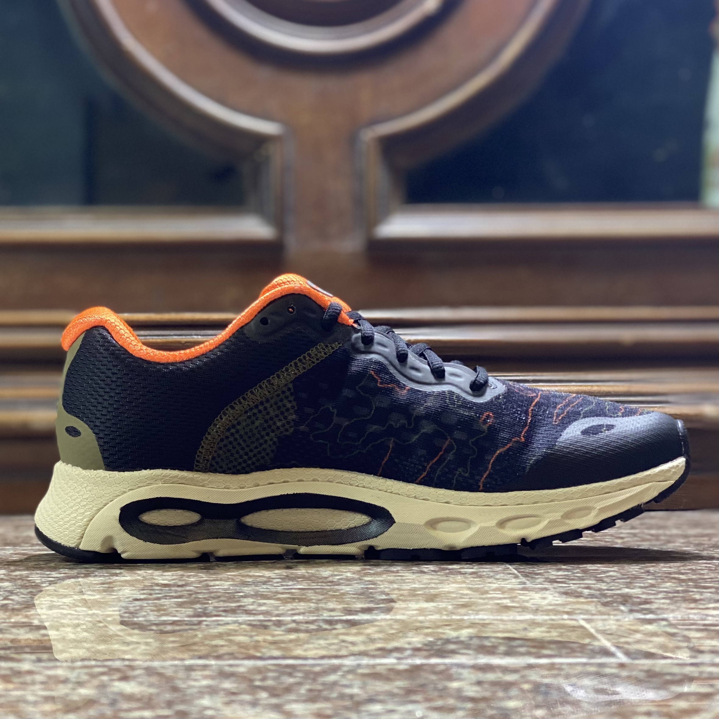 รองเท้าวิ่ง Under Armour HOVR Infinite 3 Camo ‘LIMITED’ (M10US)