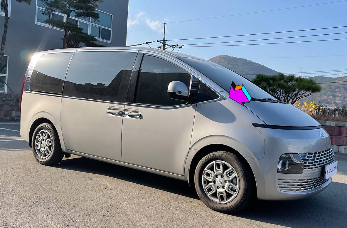 โครเมี่ยมแต่งเสาAหน้า Hyundai Staria เกรดพรีเมี่ยมนำเข้าจากเกาหลีแท้ 100%