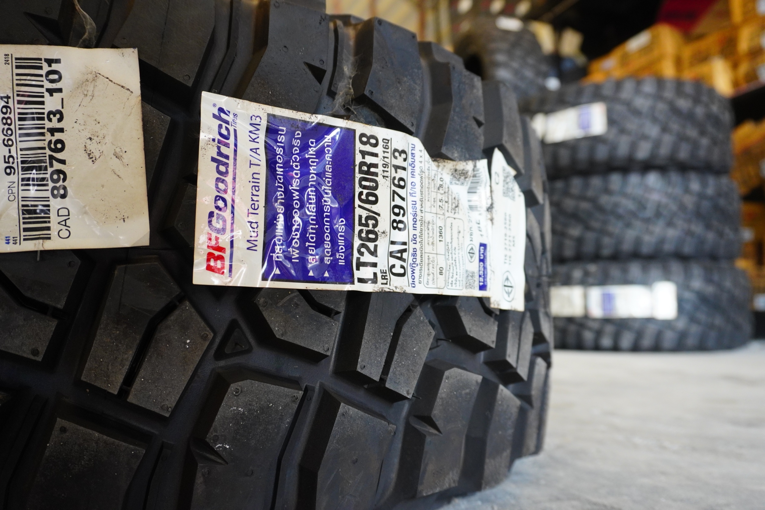 ยาง BF Goodrich KM3 265/60-18 Y05/21