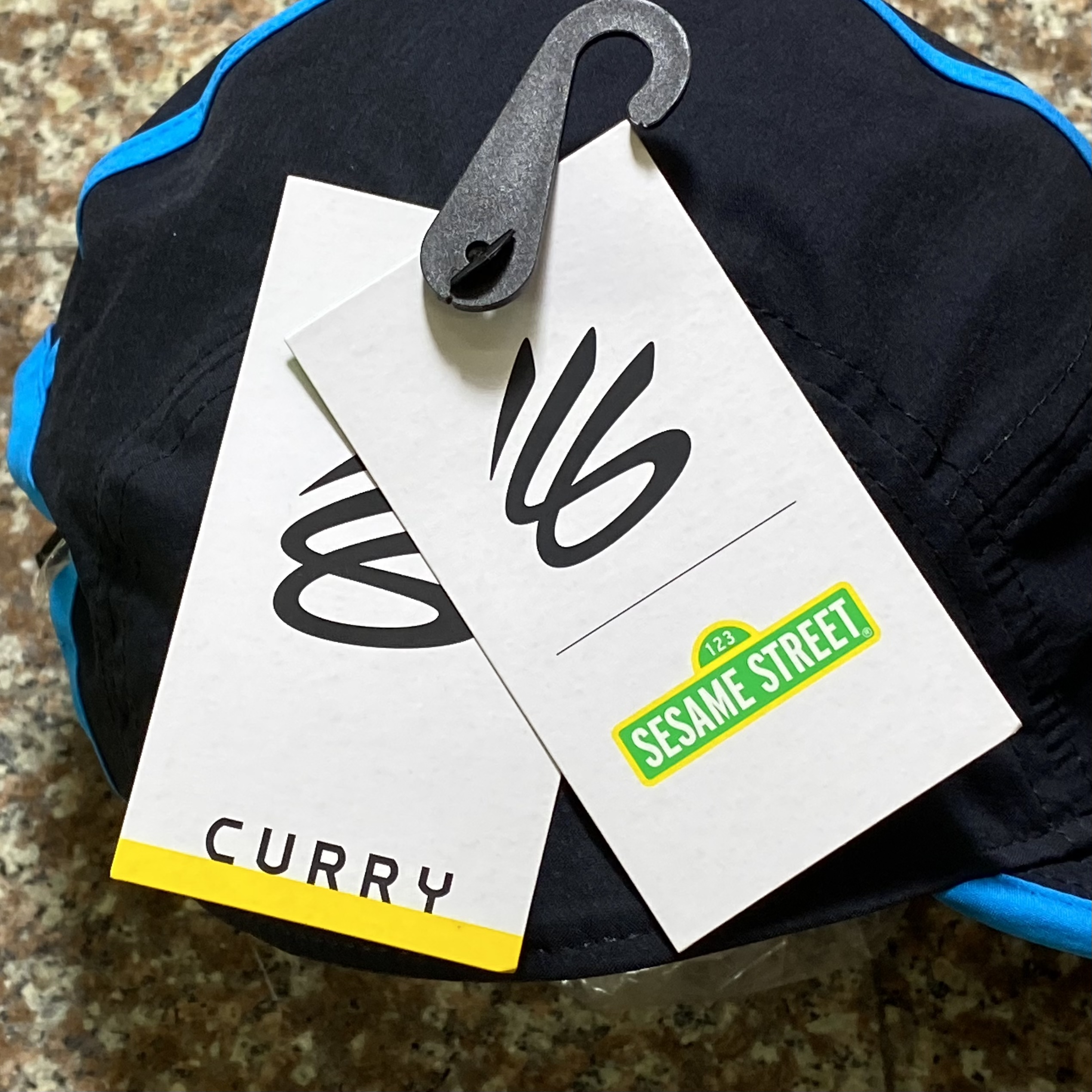 หมวกวิ่ง Under Armour Curry X Sesame Cap ‘LIMITED’