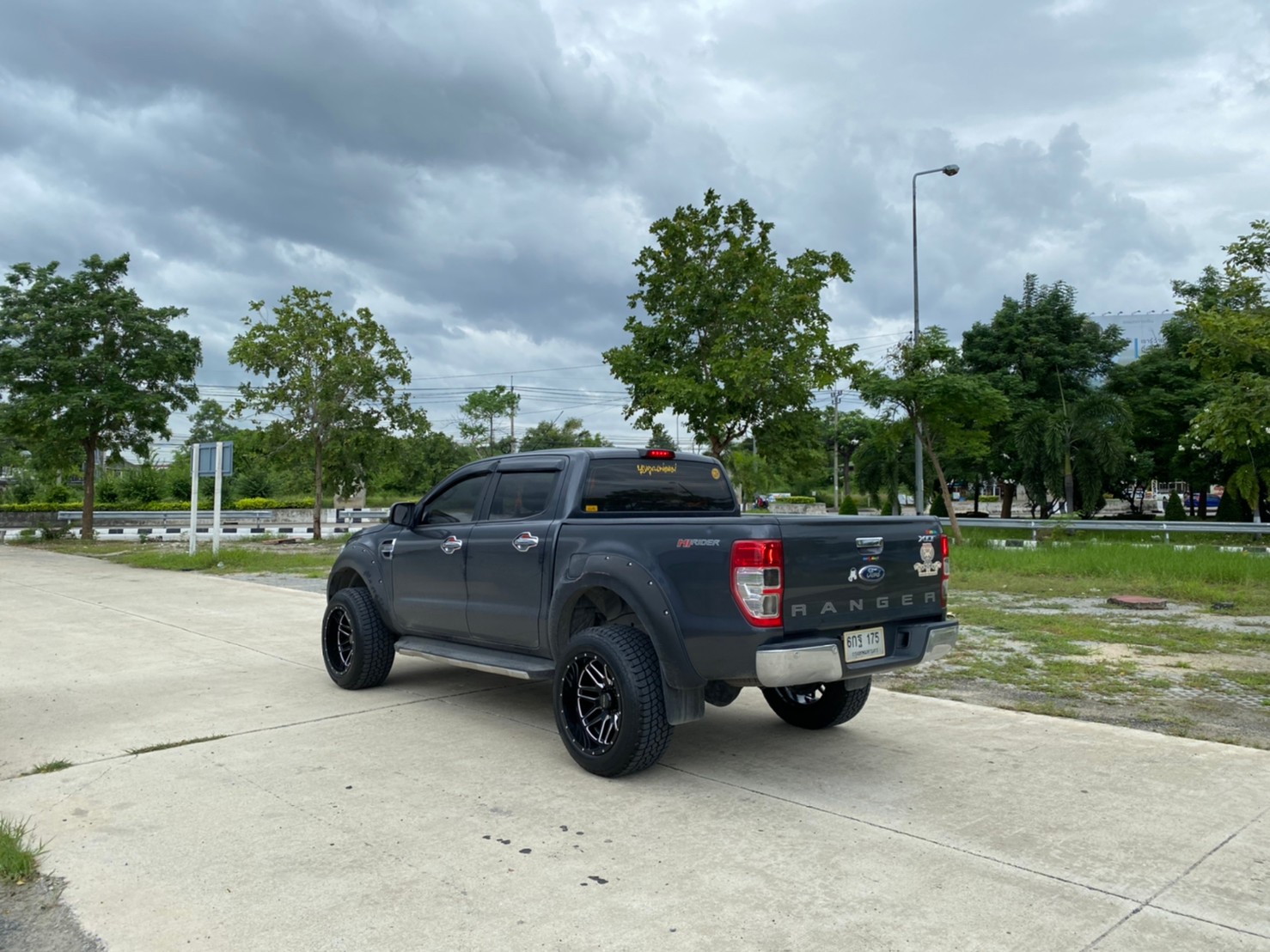 FORD ทรงเมกา ล้อเทพลึกสุดตาราง