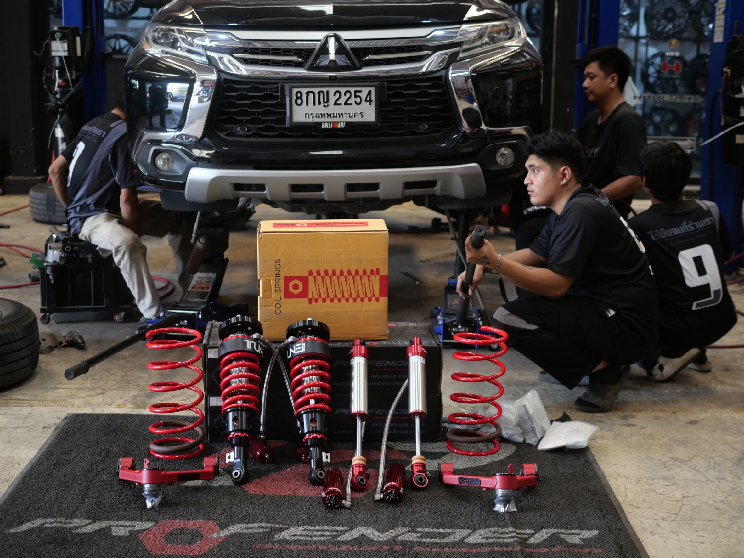 ชุดดีที่สุดใส่ PAJERO TUNE SERIES ใหญ่สุดในตลาด ที่ STEP9