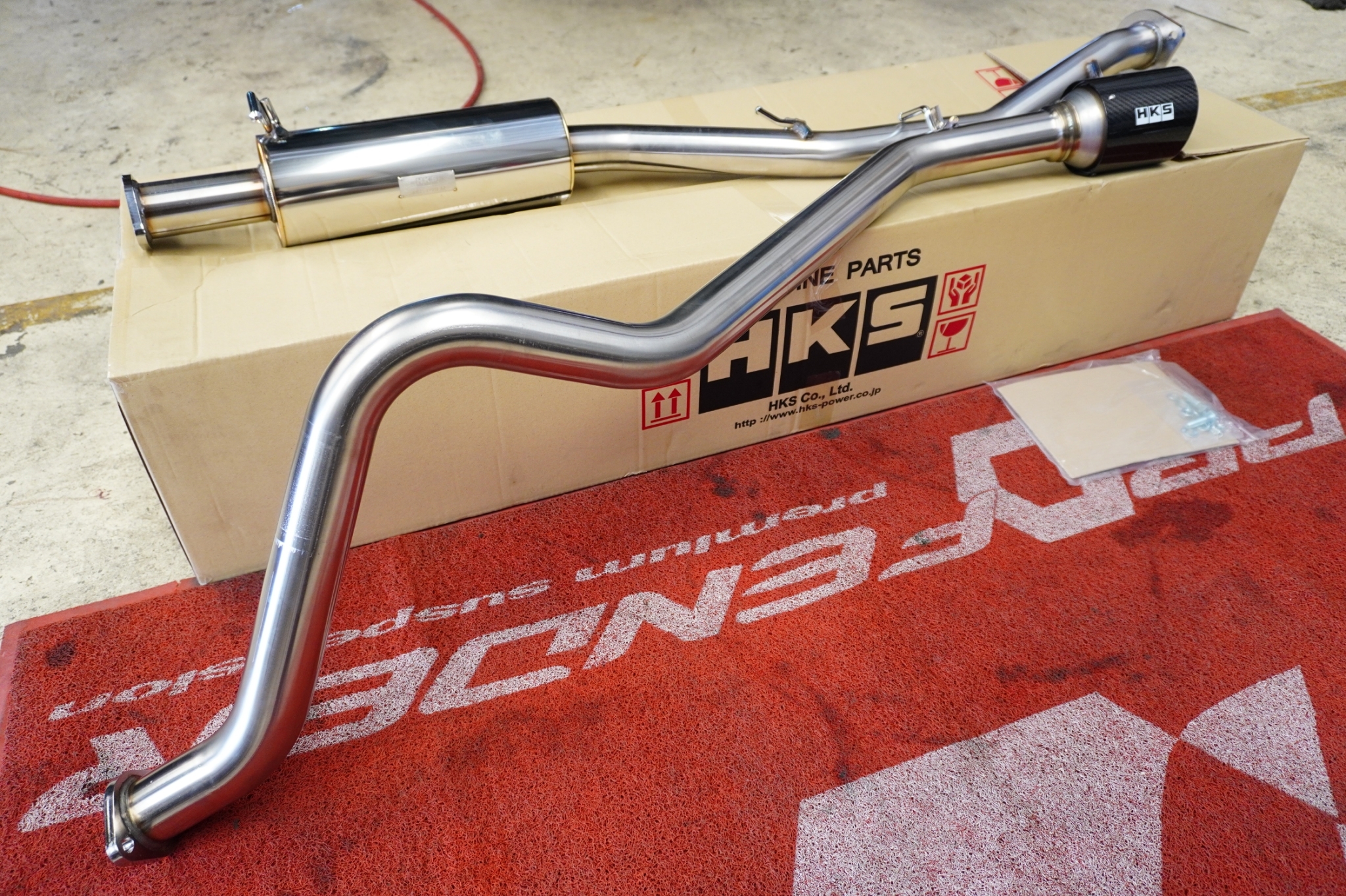 ท่อปลายคาร์บอนเดี่ยว HKS EVEREST NEXT GEN ZA013