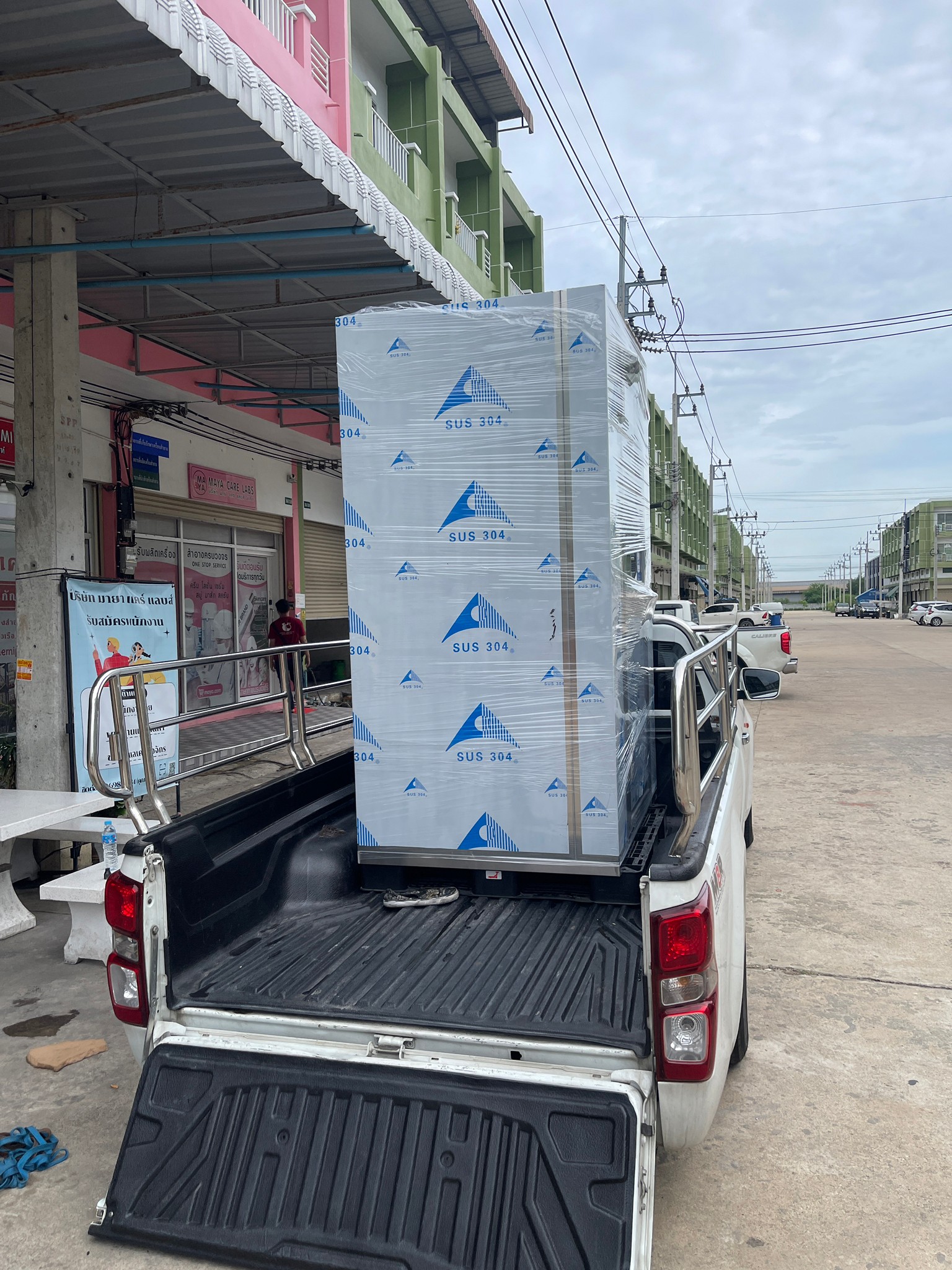 ตู้เป่าลมทางเข้าห้องคลีนรูม Air Shower BFS-FLS