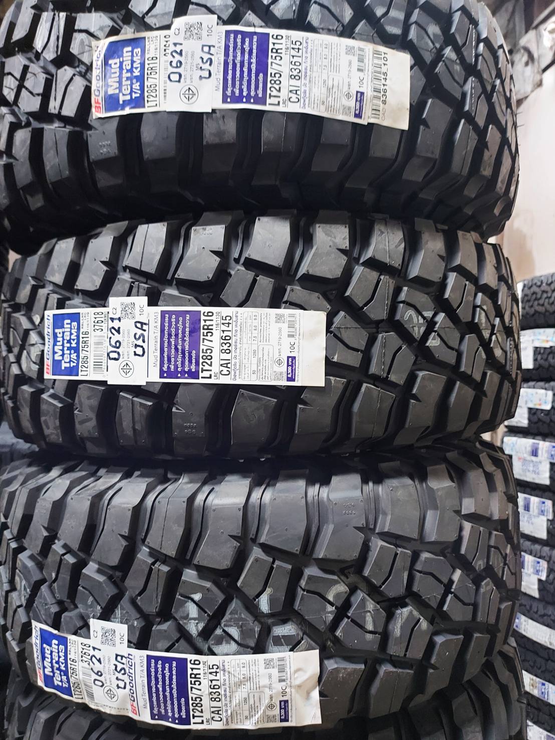 BF GOODRICH KM3 285/70-17 ราคาถูก ต้อง STEP9 เ