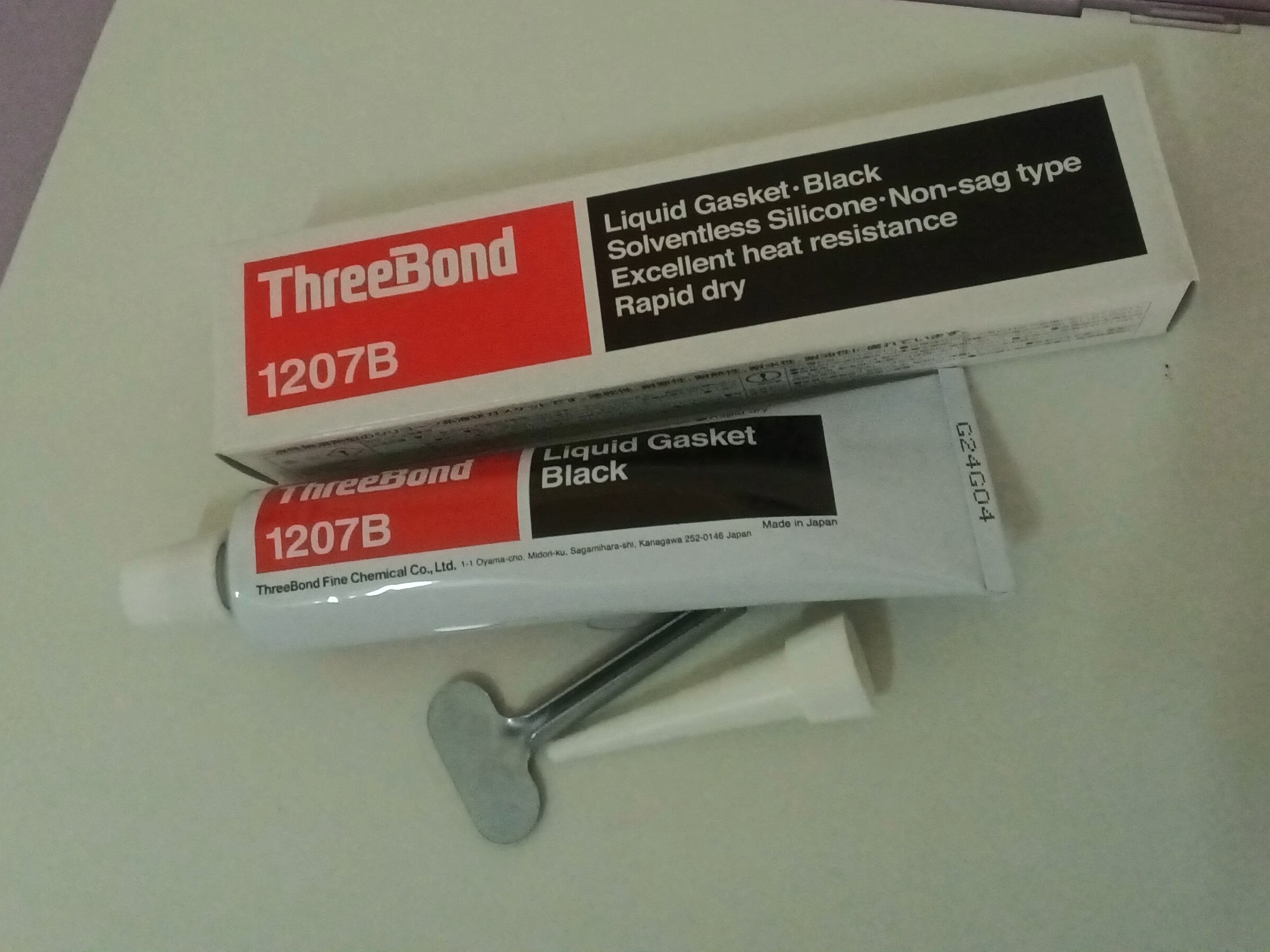 ThreeBond #1207B ปะเก็นเหลวชนิดซิลิโคน สีดำ 100g.