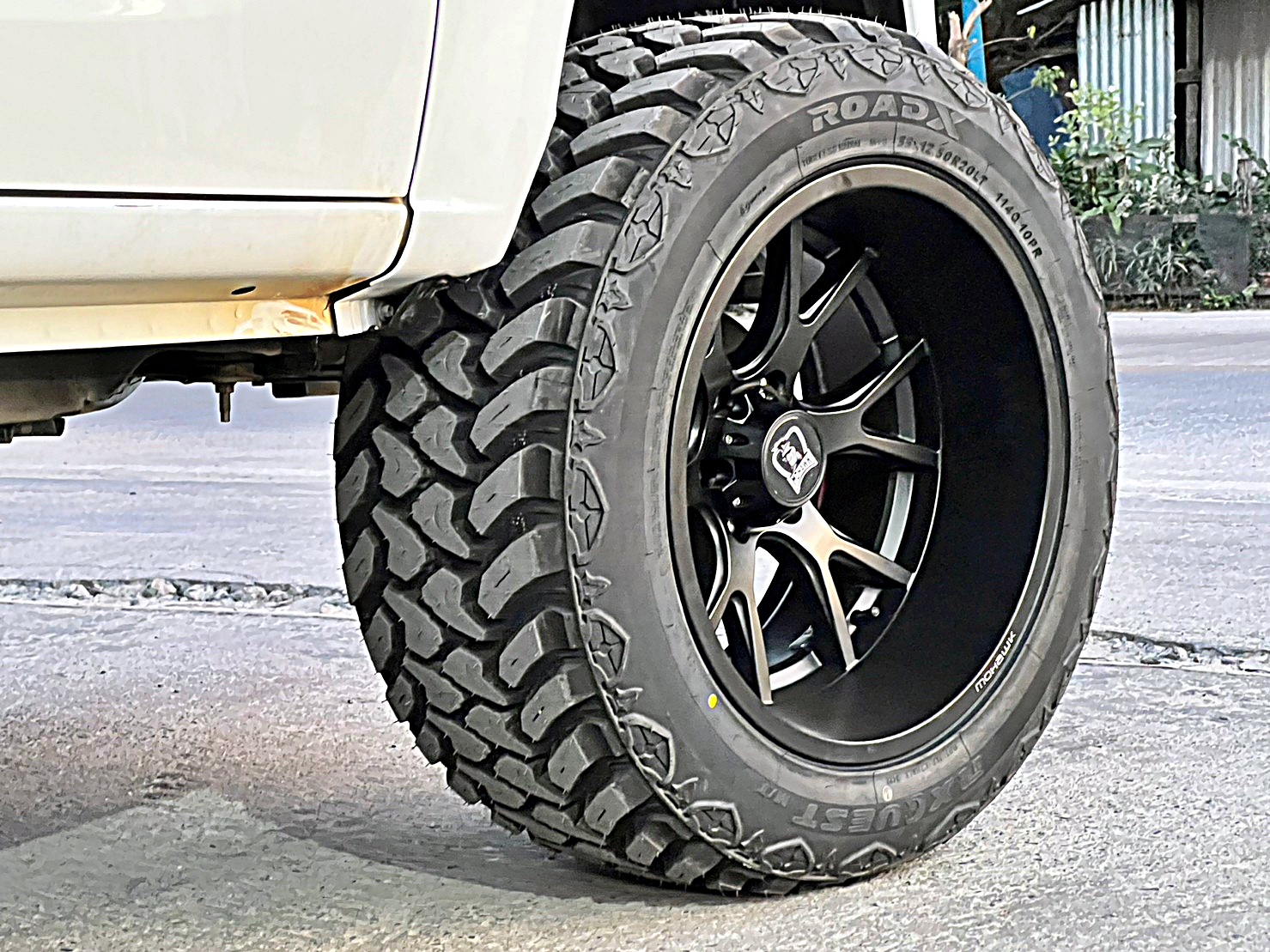 D-MAX ตัวเตี้ย ทำให้เป็นตัวสูง ทรงเมกา