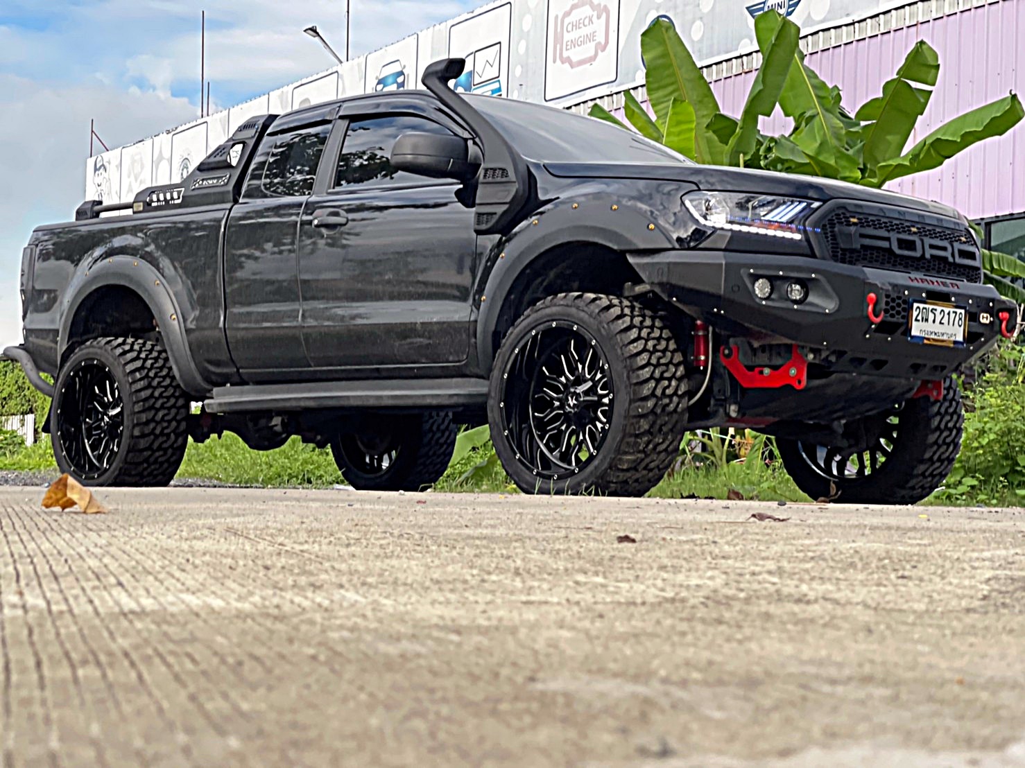 FORD RANGER จัดทรงเมกา ขอบ22 ที่ STEP9