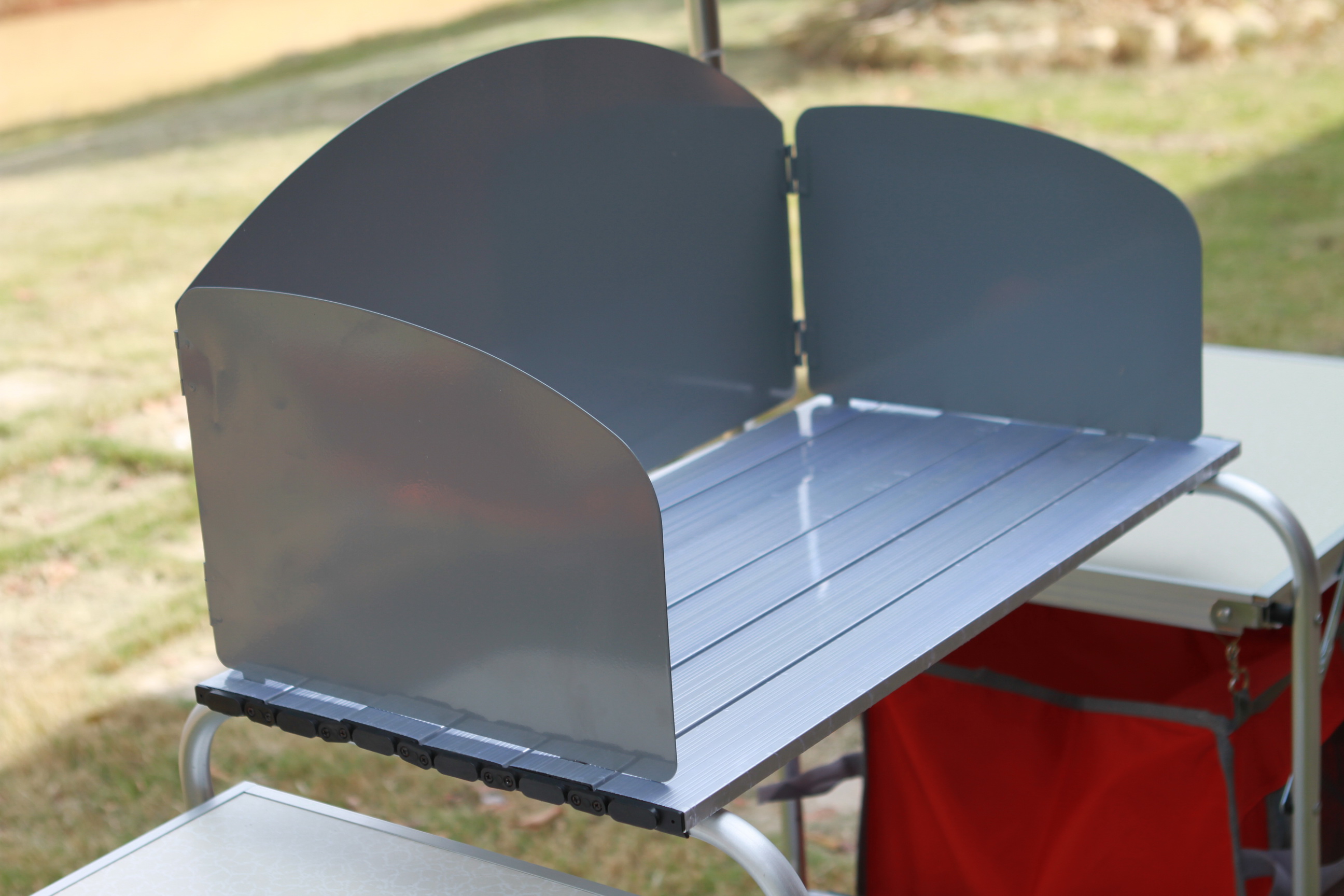 โต๊ะครัวพร้อมตู้กับข้าว