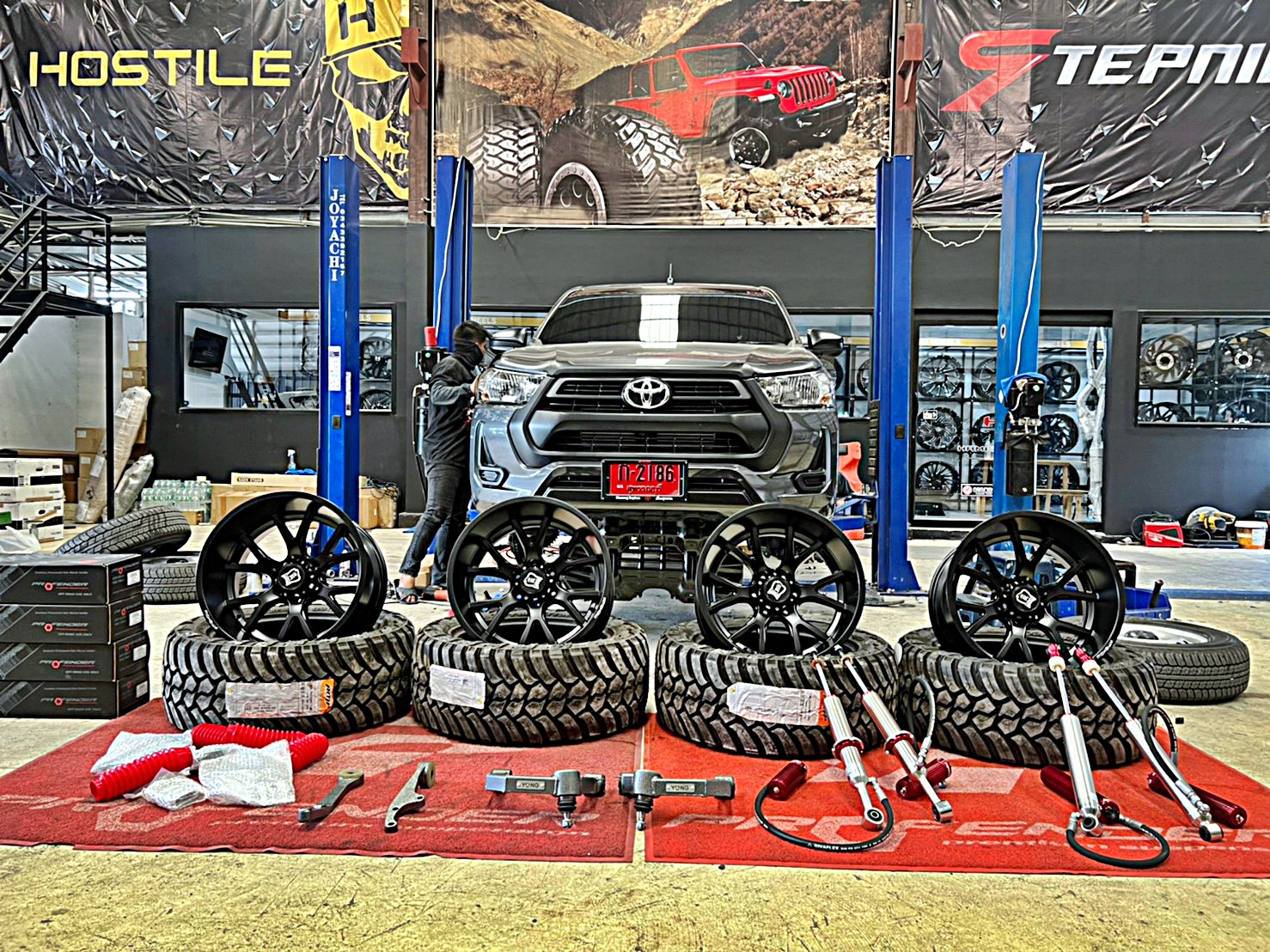 #TOYOTA_REVO_หัวเดียว จองคิวมาจากสุพรรณบุรี ทำทรงเมกาที่STEP9