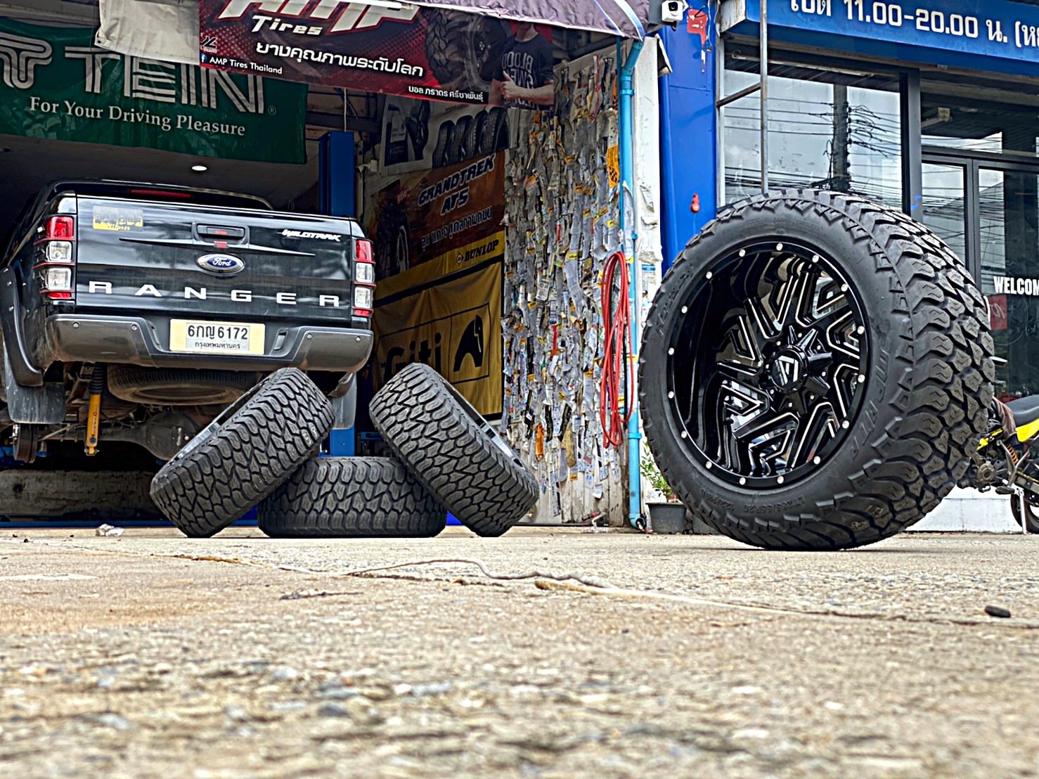 FORD WILDTRAK จัดทรงเมกาที่ STEP9