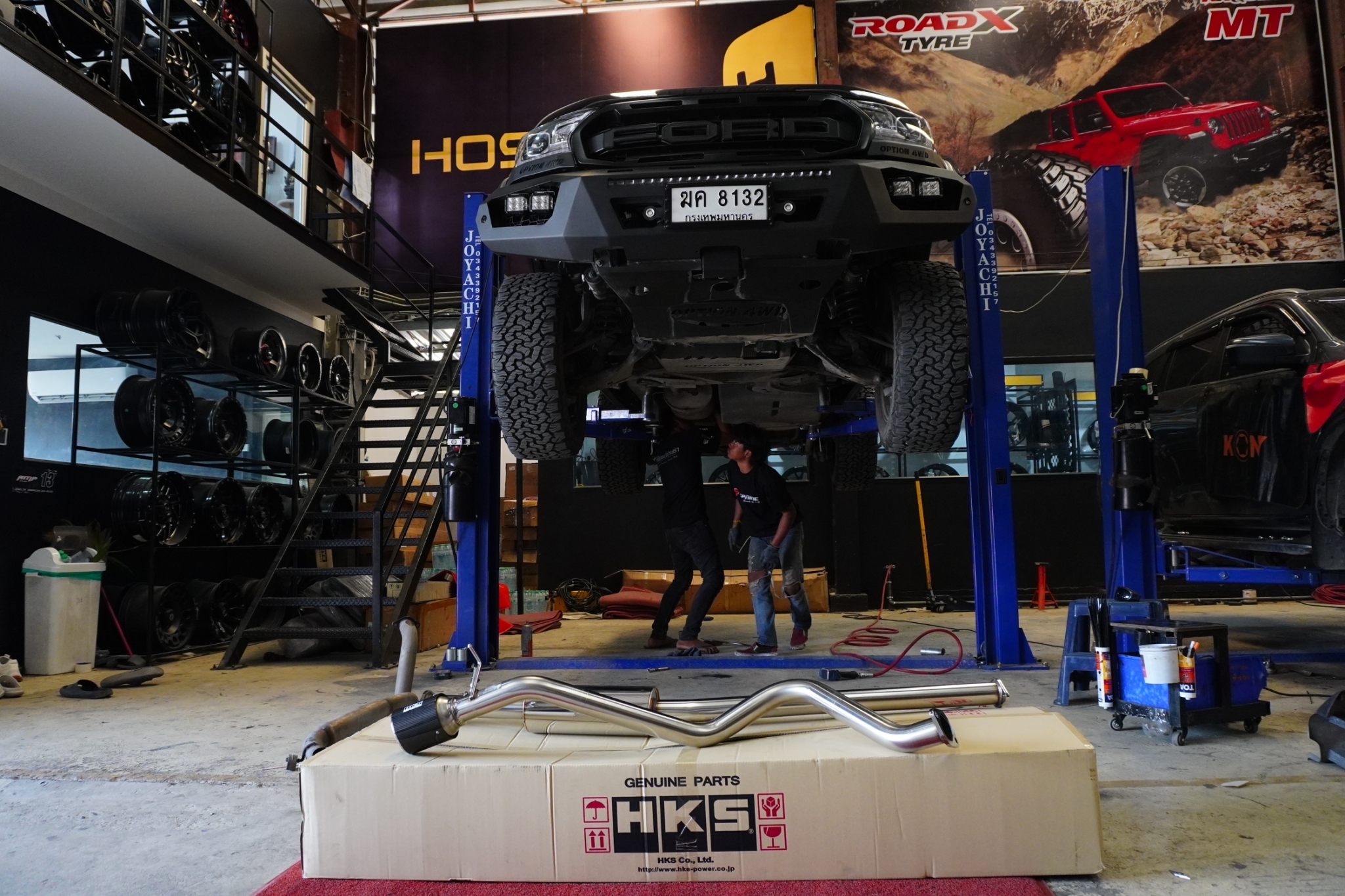 ติดตั้งเรียบร้อย ท่อ HKS จากญี่ปุ่น Carbon TAIL (Single) 𝙃𝙆𝙎 𝙇𝙀𝙂𝘼𝙈𝘼𝙓 𝙁𝙊𝙍𝘿 𝙀𝙑𝙀𝙍𝙀𝙎𝙏 ท่อเด