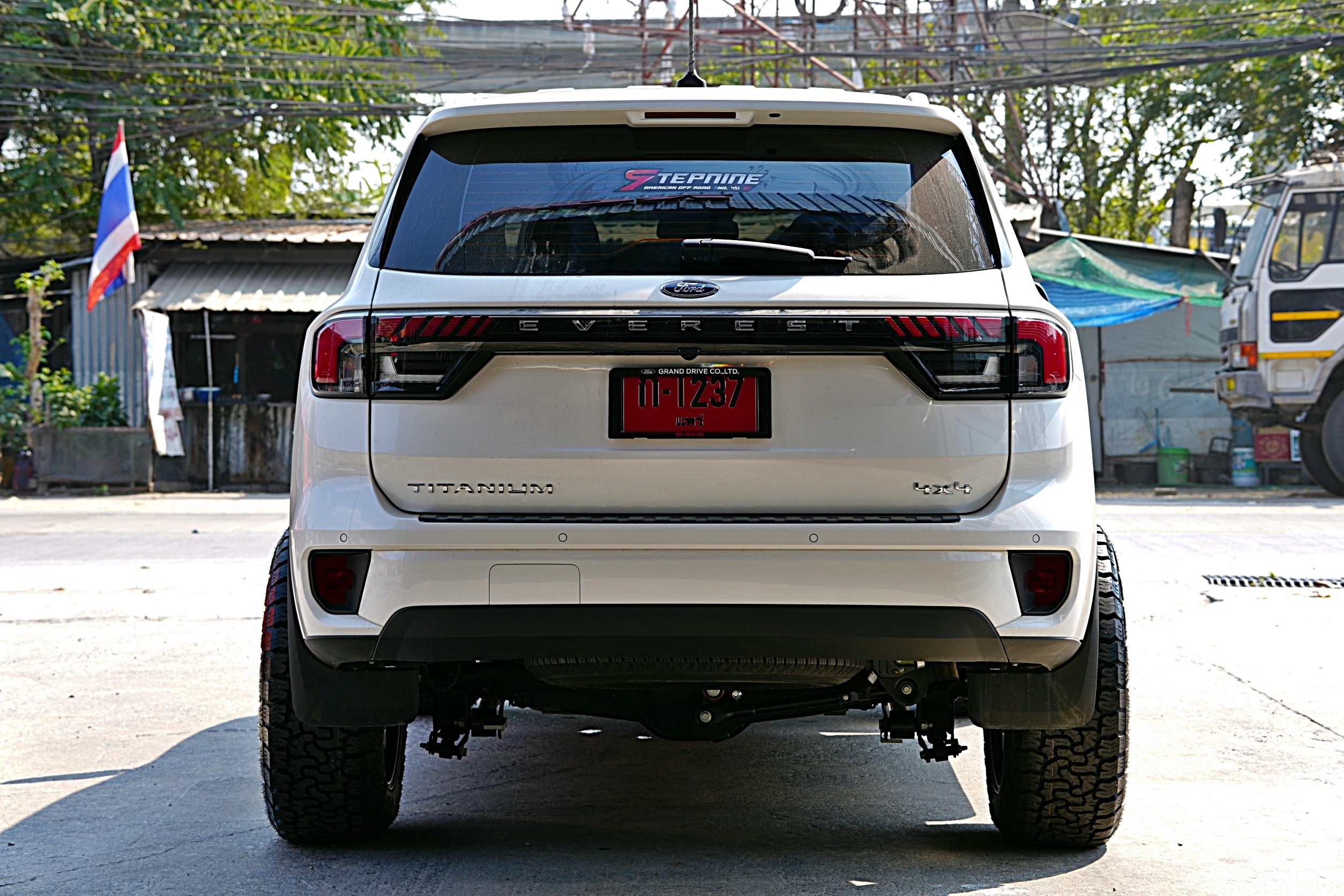 ชุดแต่ง FORD EVEREST TITANIUM 4WD NEXTGEN