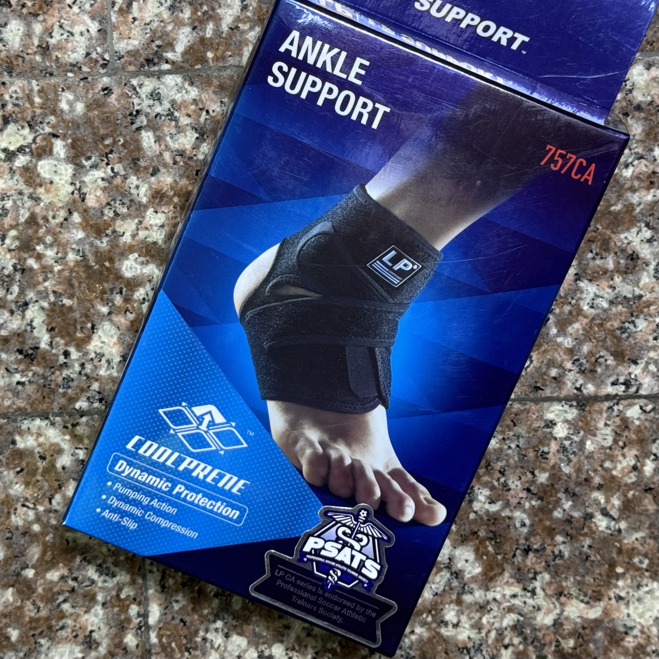 ซัพพอร์ตข้อเท้า LP Ankle Supporter Extreme ‘BLACK’