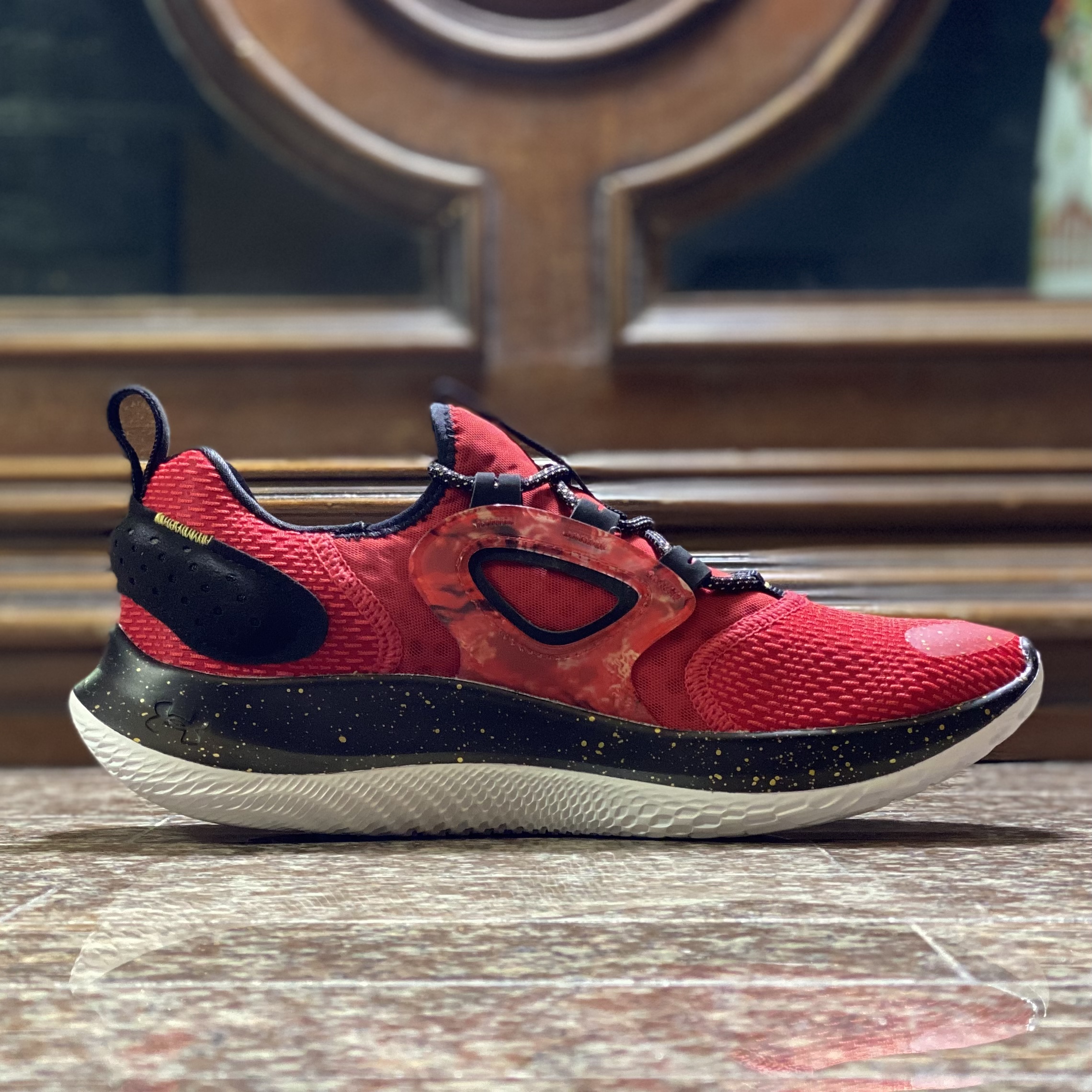 รองเท้า Under Armour Flow Velociti CNY ‘LIMITED’ (M8.5US)