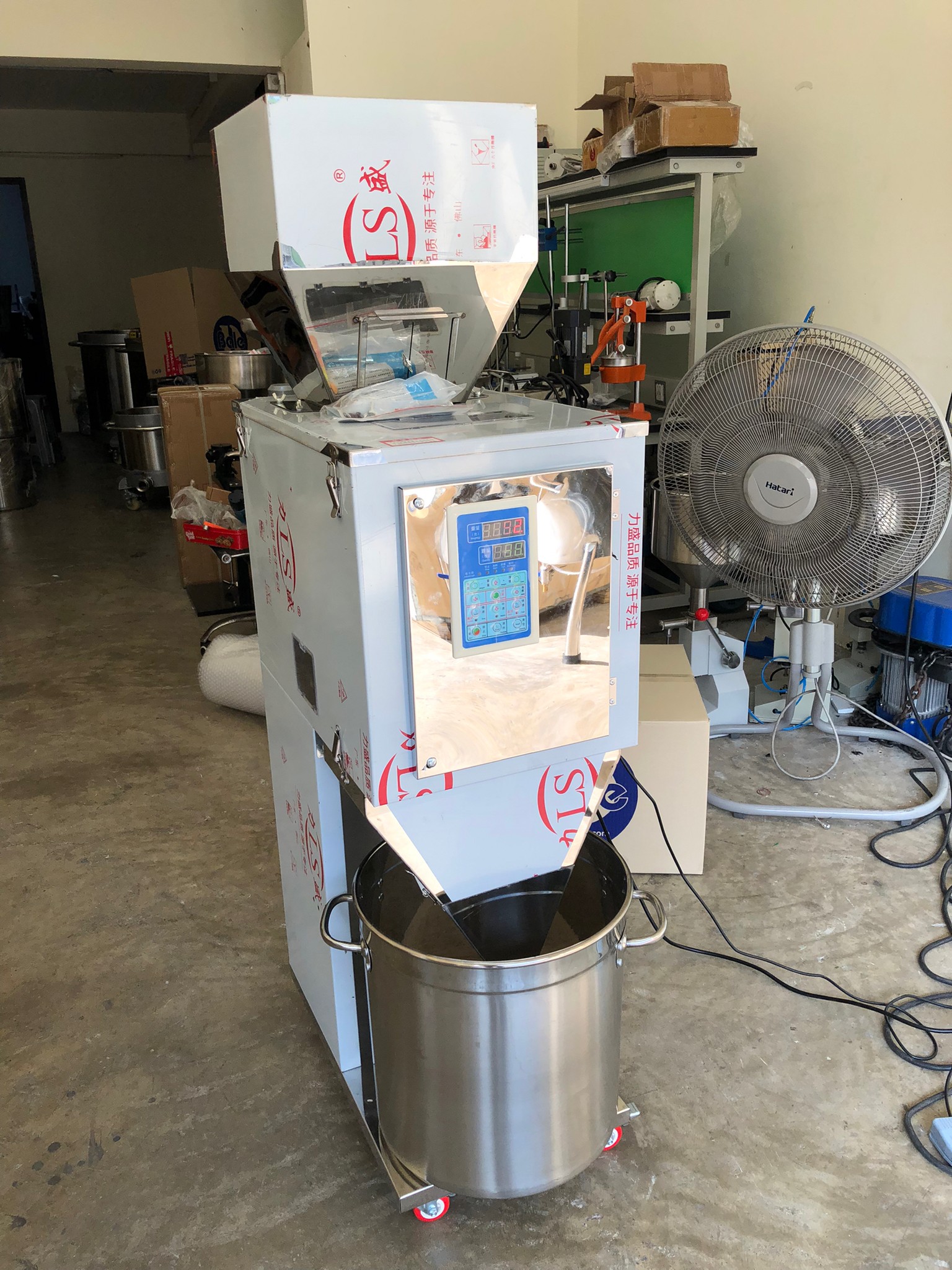 เครื่องบรรจุเมล็ด ผง และวัตถุดิบ DTT