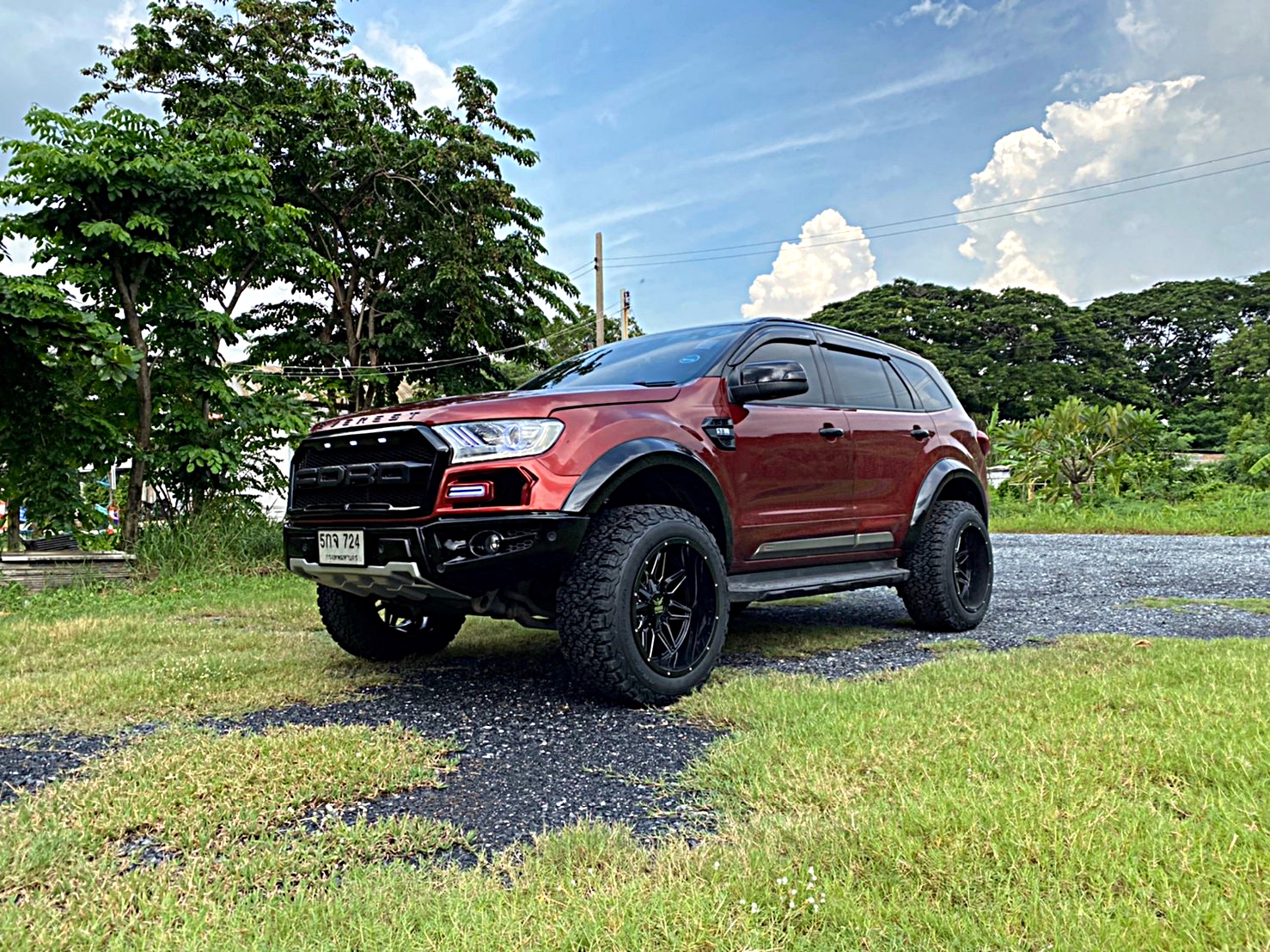 FORD EVEREST จัดทรงเมกาที่ STEP9