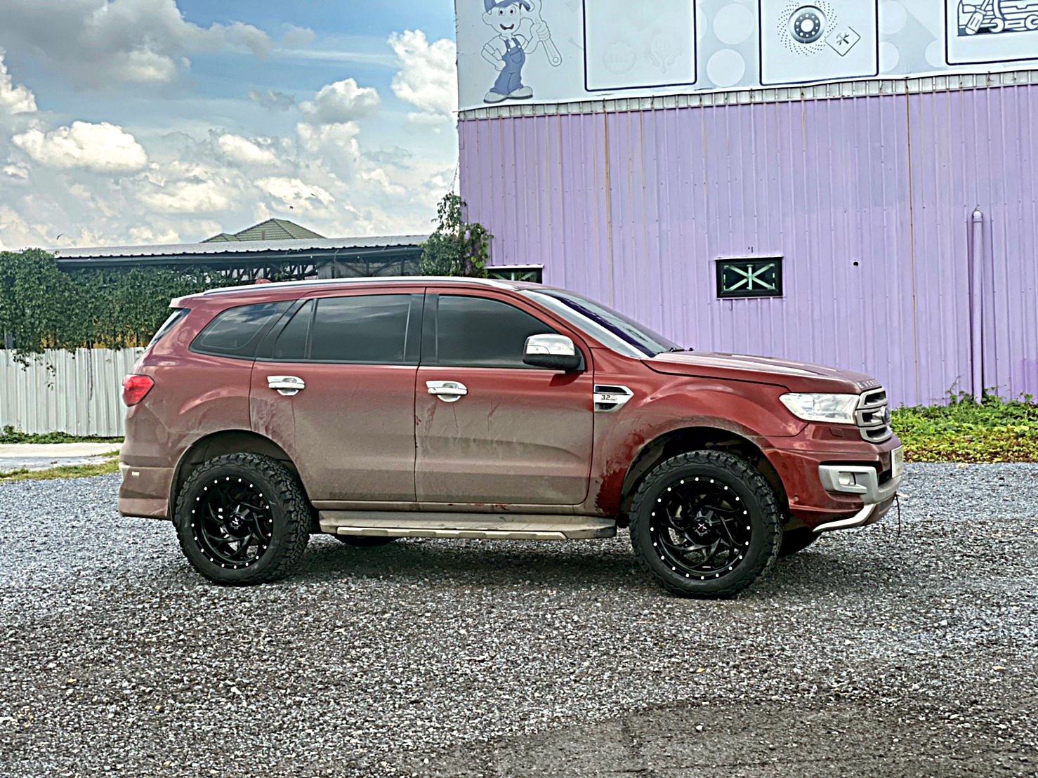 FORD EVEREST แต่งออฟโรดแบบไม่ยก