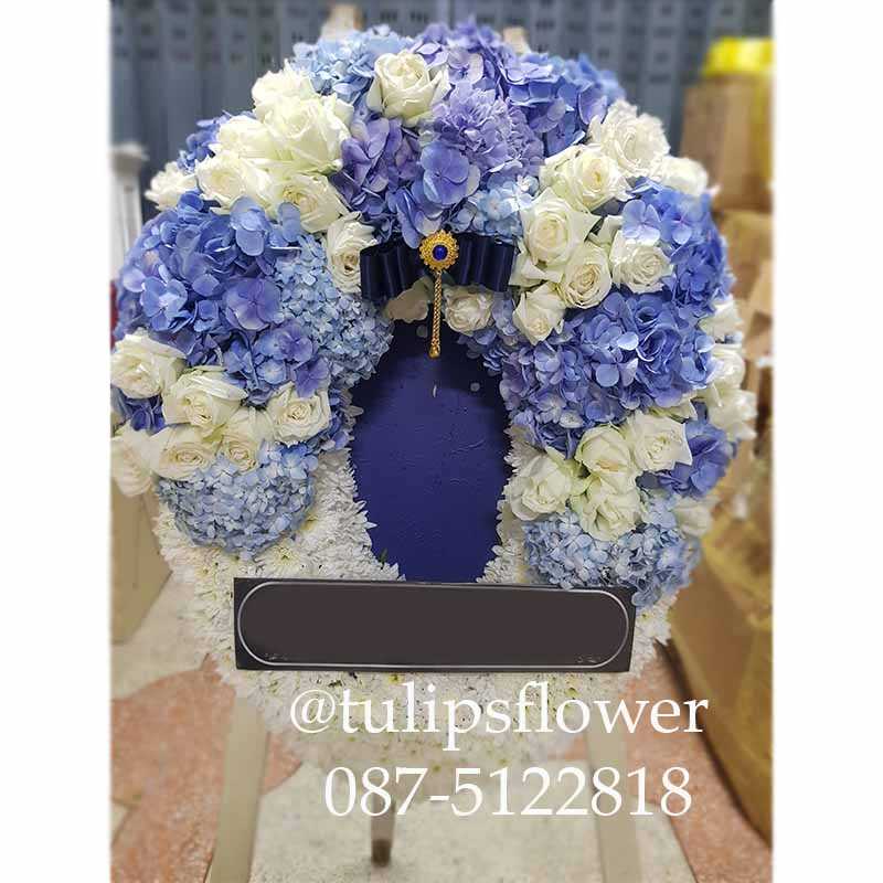พวงหรีดดอกไม้สด WW0004 สีฟ้าขาว