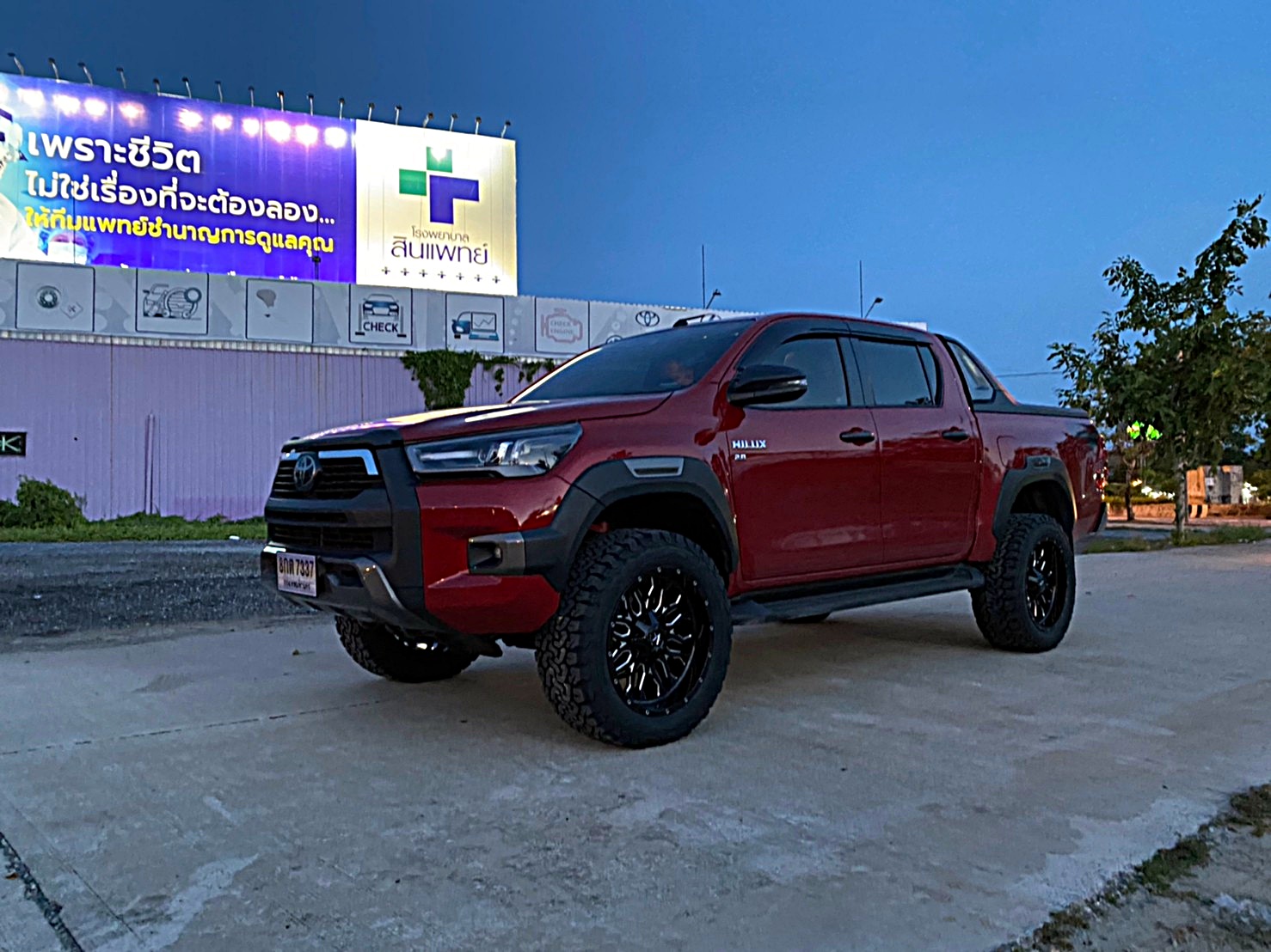 TOYOTA REVO จัด FULLSET ที่ STEP9