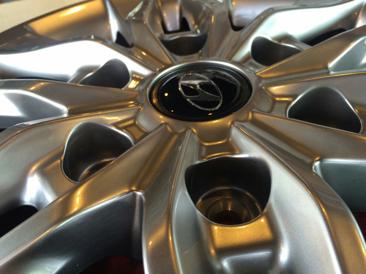 Alloy Wheels For H-1 16 (ล้อแม็กซ์ของแท้ตรงรุ่นสำหรับ Hyundai H-1 ขอบ 16)