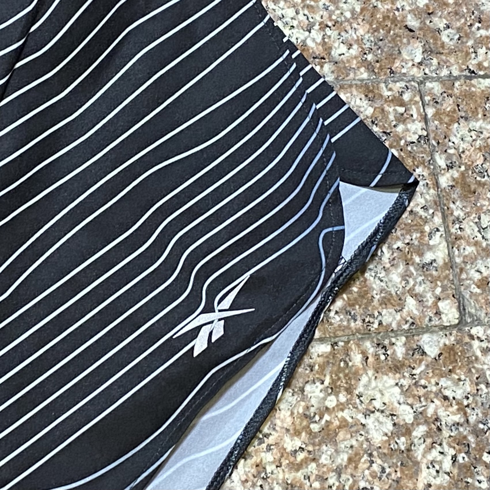 กางเกงวิ่ง Reebok Printed Running Split Shorts Women (L,XL)