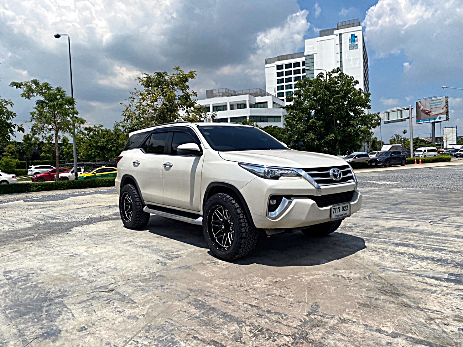FORTUNER ล้อขอบ20 OFFROAD ที่ STEP9