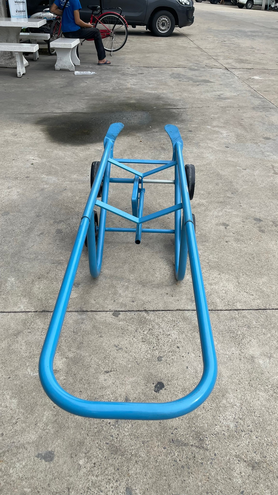 รถเข็นอเนกประสงค์ถังเคมี 200ลิตร พร้อมเท่ลงได้ในตัว 4 ล้อ DF20