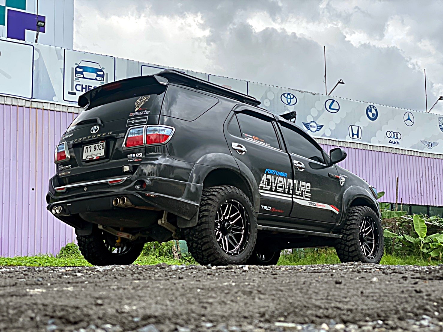 FORTUNER จัดทรงเมกาที่ STEP9