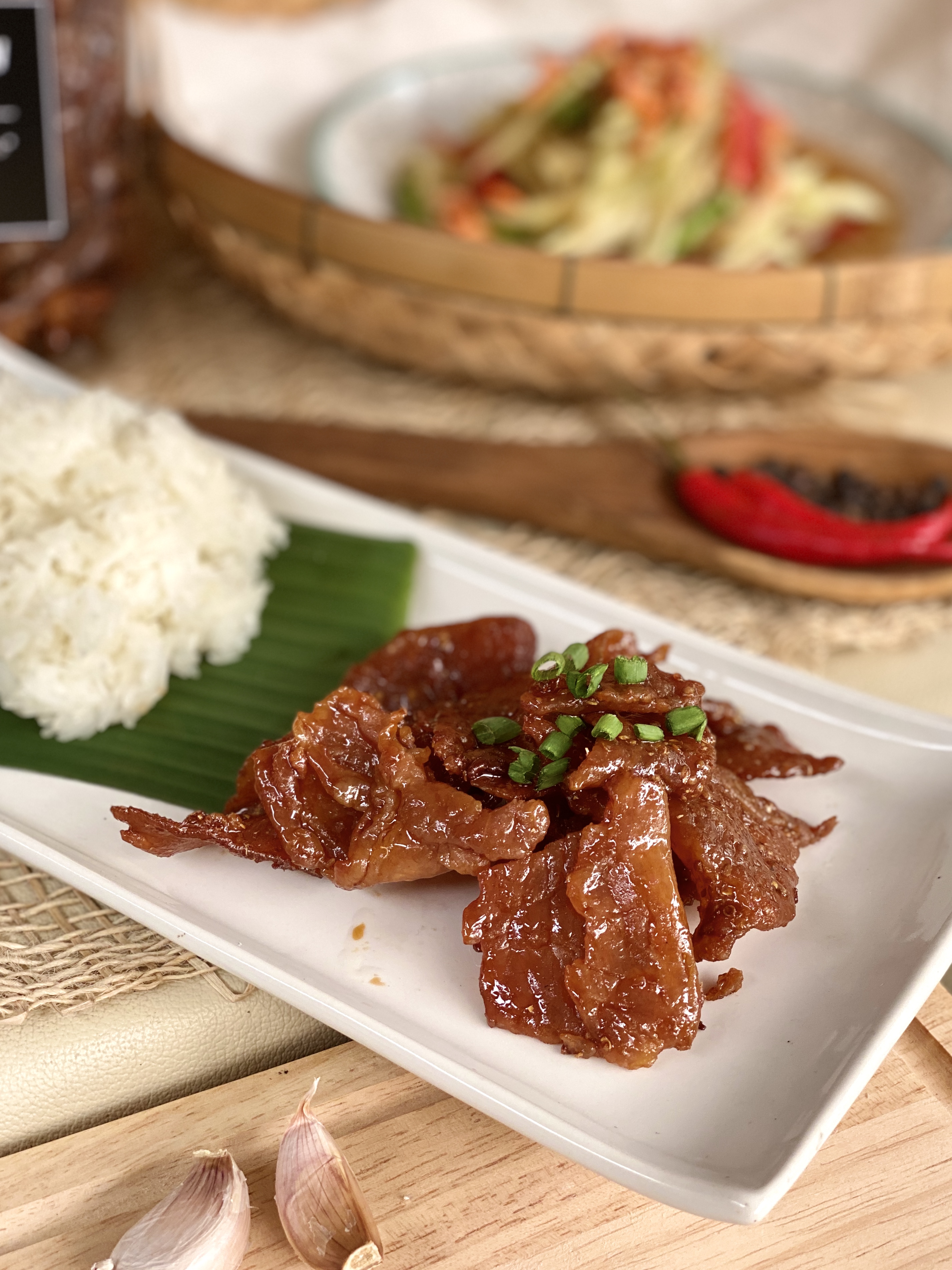 หมูแดดเดียว สูตรนิ่ม ไม่ติดมัน ทอดเสร็จพร้อมส่ง ราคาถูก