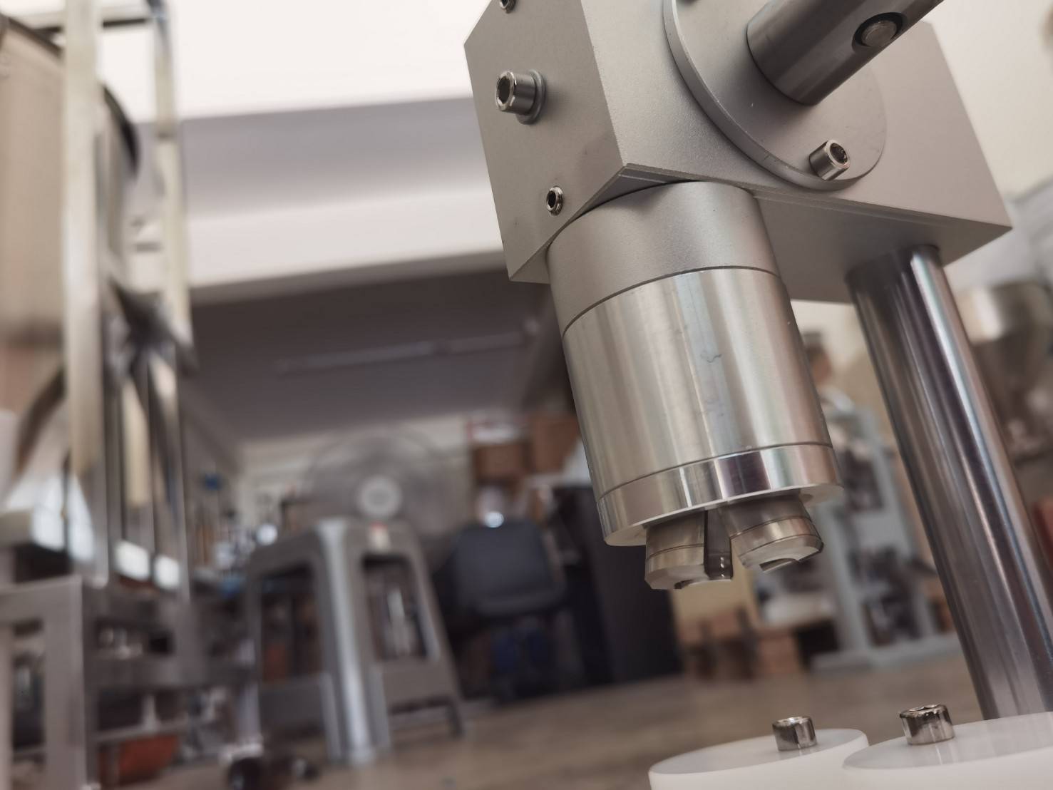 🌈15660 เครื่องปิดขวดยาฉีดแบบมือโยก รุ่น WT-90ZX