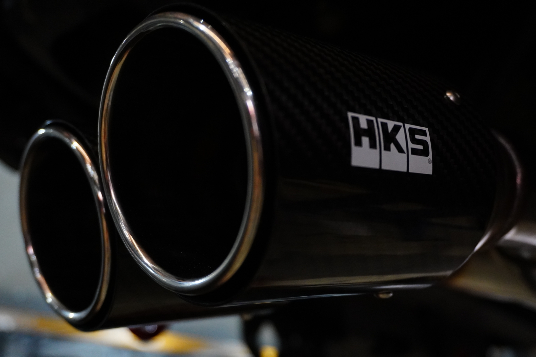 ท่อ HKS จากญี่ปุ่น Side muffler Twin Crb 𝙃𝙆𝙎 𝙇𝙀𝙂𝘼𝙈𝘼𝙓 TOYOTA REVO