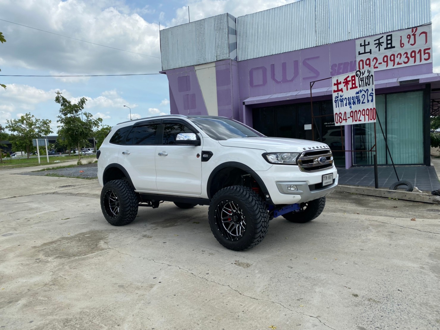 FORD EVEREST ยก6นิ้ว จัด FULLSET ที่ STEP9