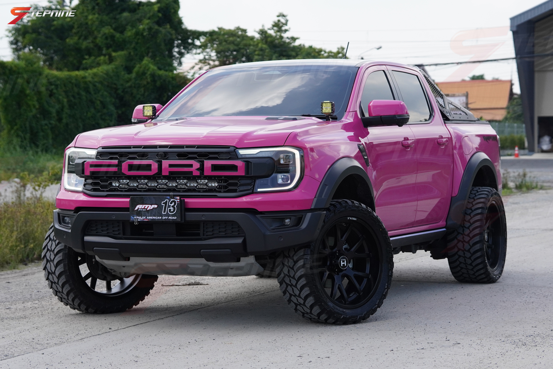 Hello Kitty สายดุแต่อยู่ในโหมดคิตตี้ ส่งงาน FORD RAPTOR V6 ล้อแท้