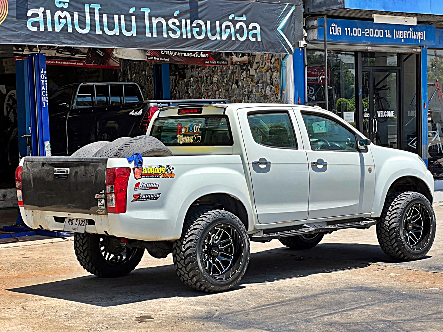 D-MAX_จองคิวมาจากจันทบุรี คันนี้ตัวเตี้ยโหลดเตี้ย จัดทรงเมกาที่ STEP9