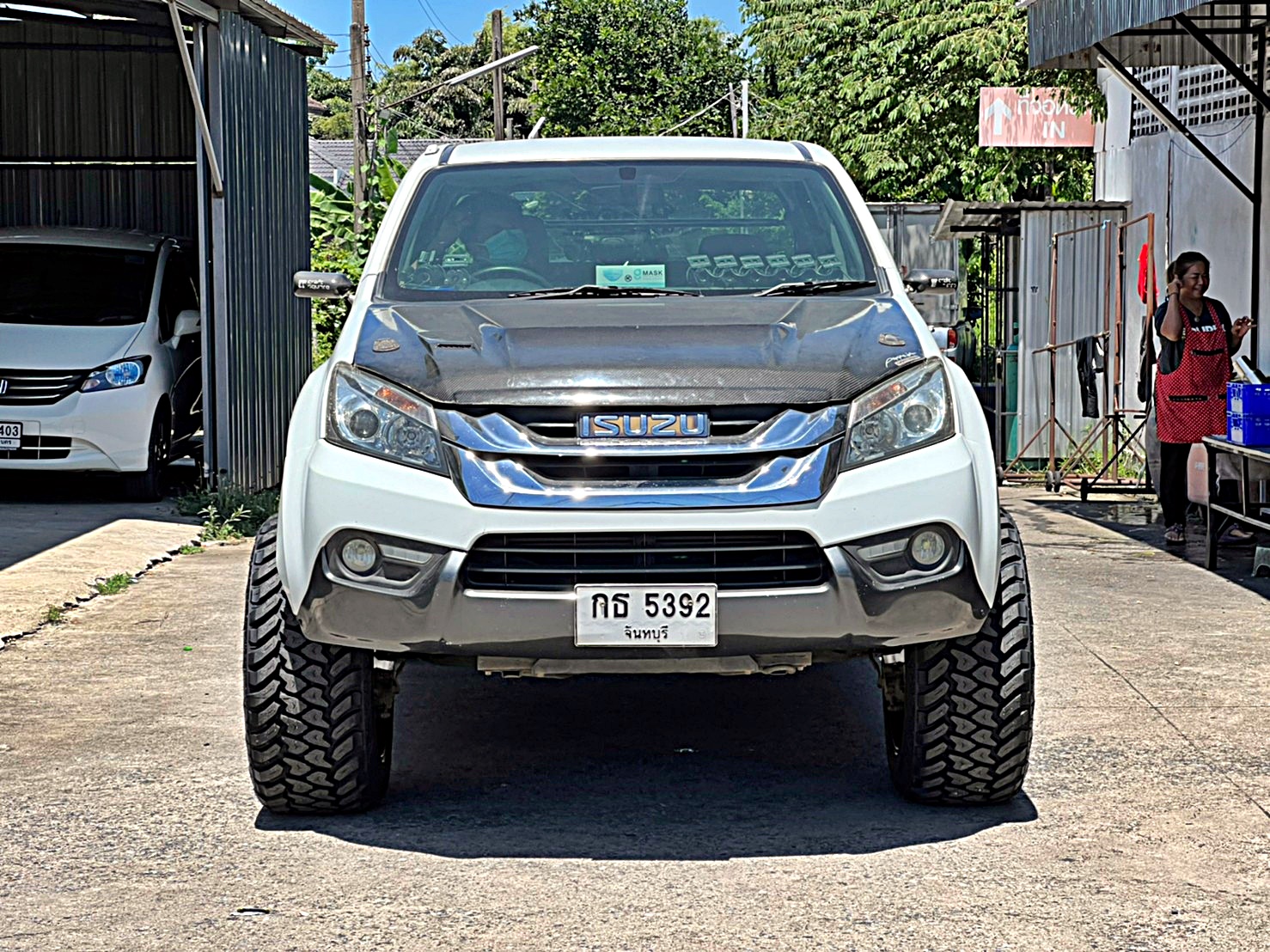 D-MAX_จองคิวมาจากจันทบุรี คันนี้ตัวเตี้ยโหลดเตี้ย จัดทรงเมกาที่ STEP9