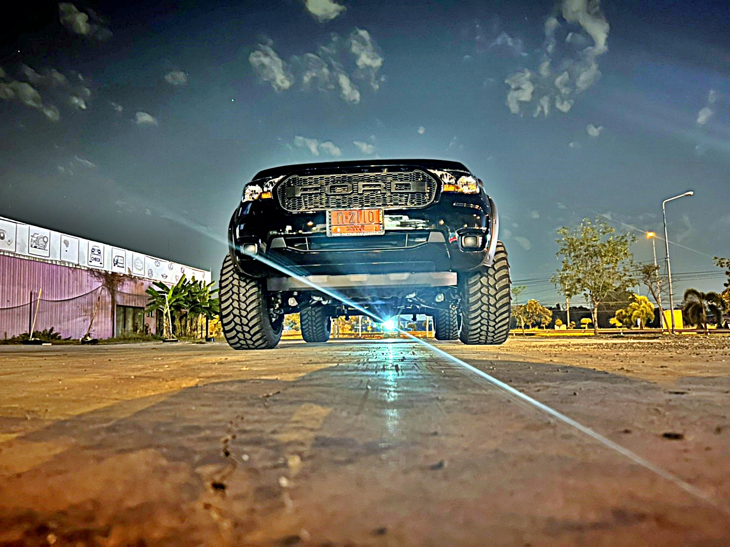 FORD ทรงเมกา ล้อ ATLAS LP105 ขอบ20