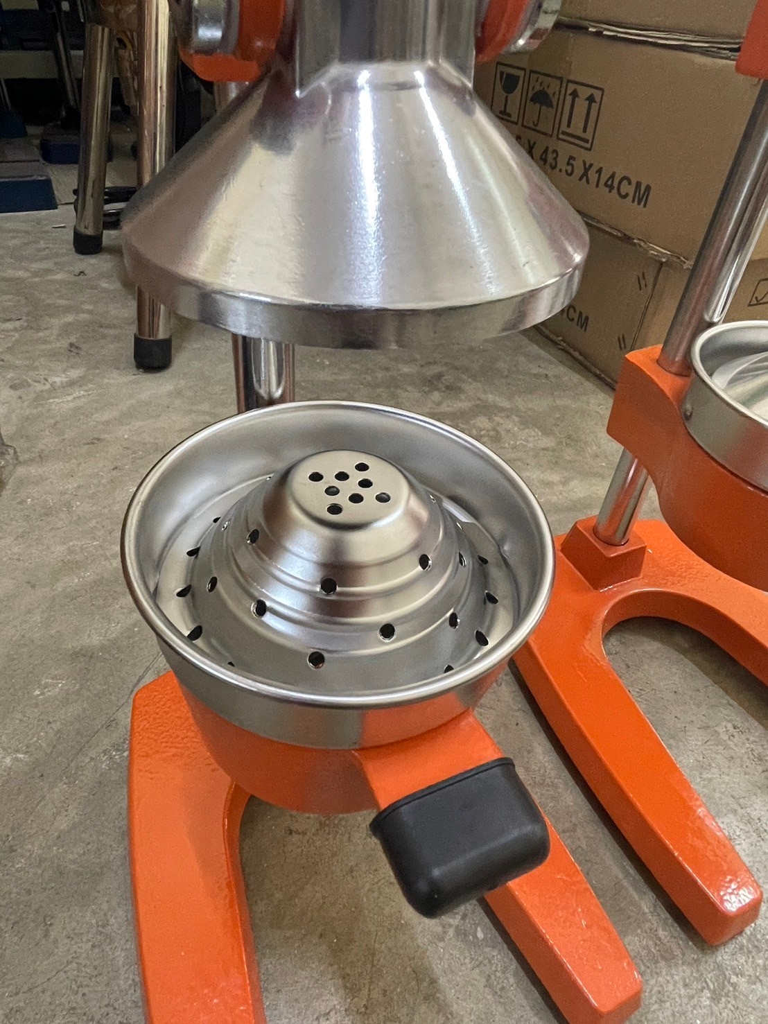 17443 เครื่องคั้นน้ำผลไม้ แบบมือโยก WM-1158