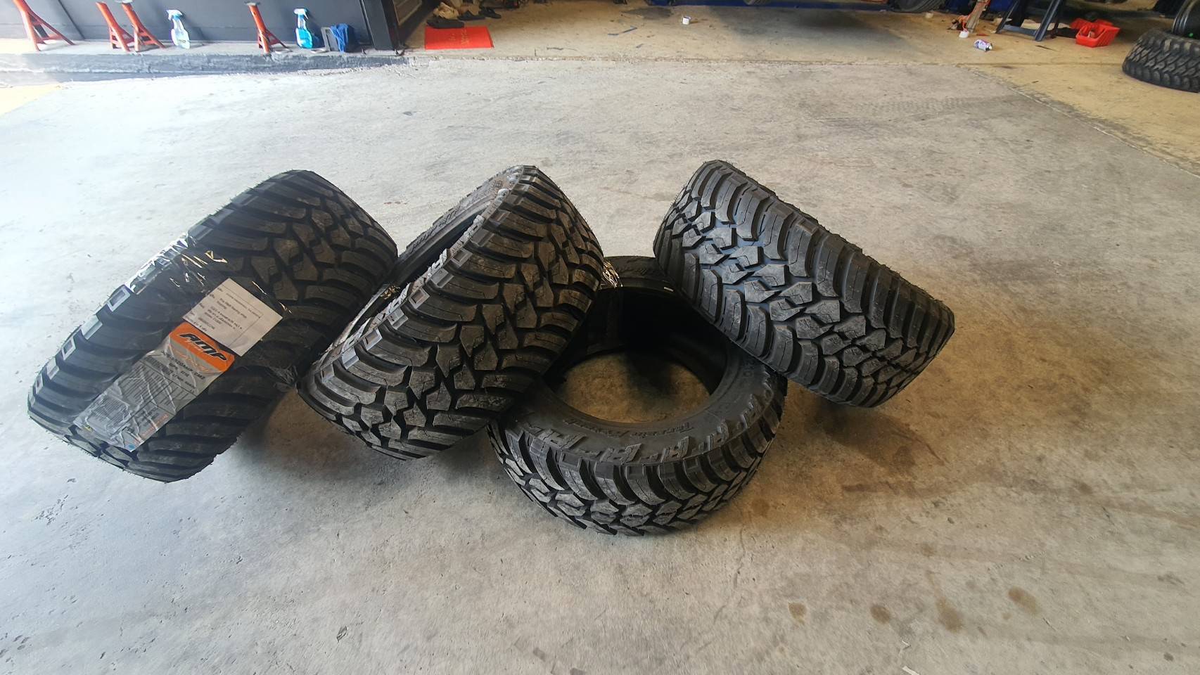 ส่งตจว. ส่งทั่วประเทศไทย ยาง AMP MTA 305/55R20