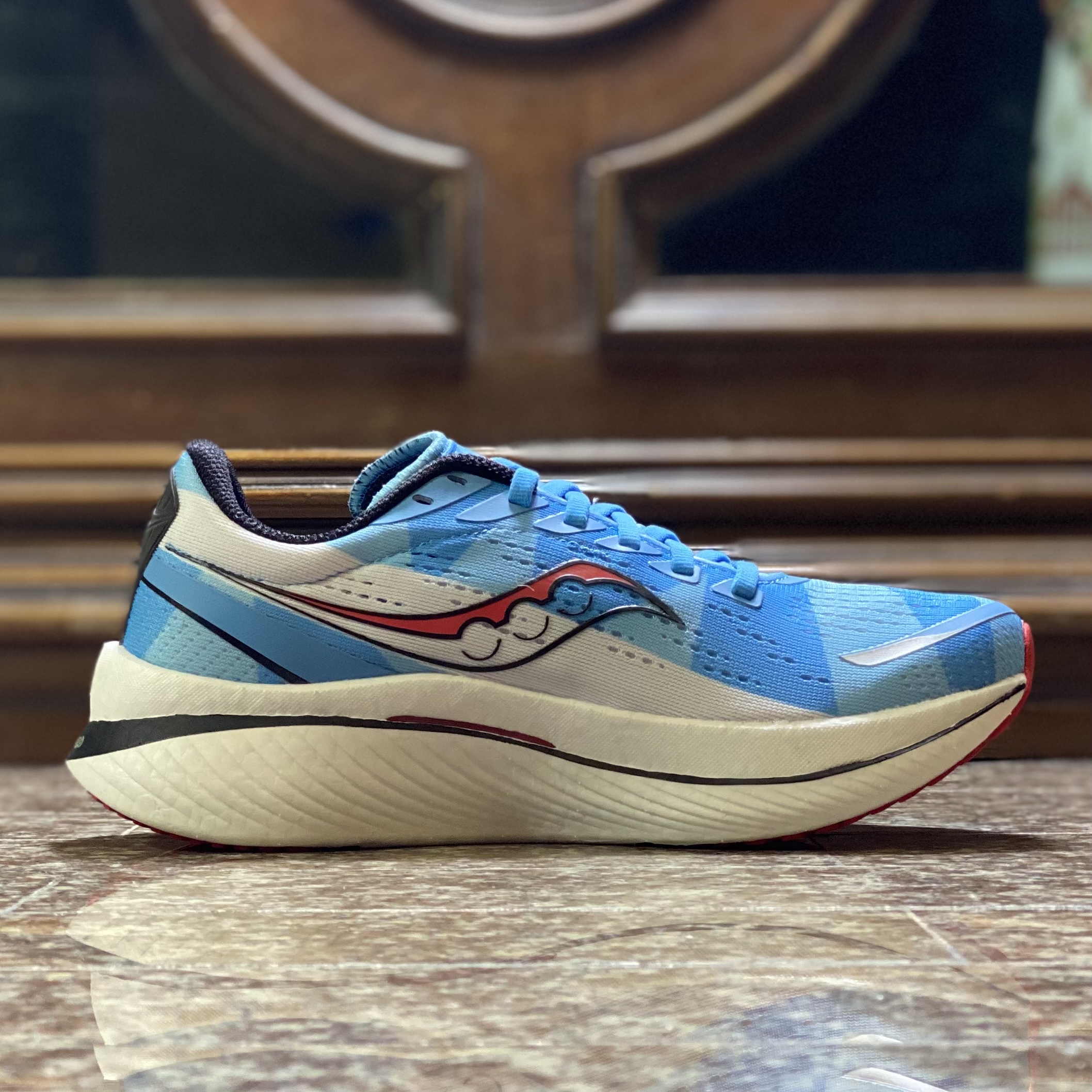 รองเท้าวิ่ง Saucony Endorphin Speed 3 ‘LIMITED’ (W7US)